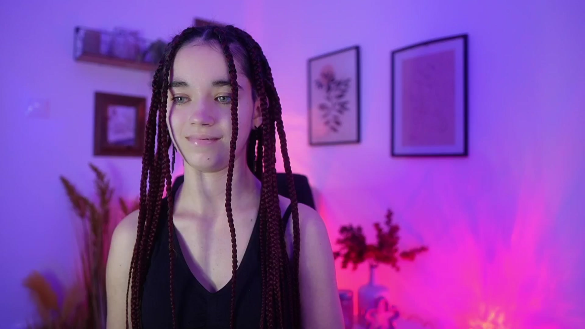 Gallery image thumbnail from Gia_Paige18's myfreecams stream on, 12/06/2025, 14:31 image 1 of 20