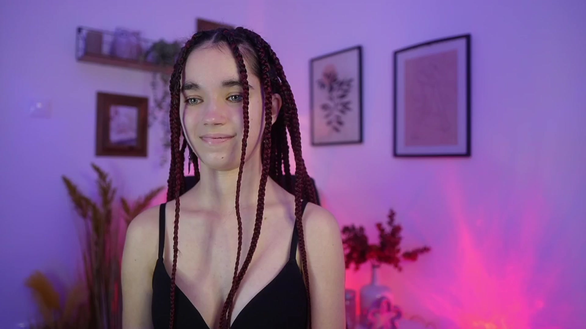 Gallery image thumbnail from Gia_Paige18's myfreecams stream on, 12/06/2025, 15:08 image 17 of 20
