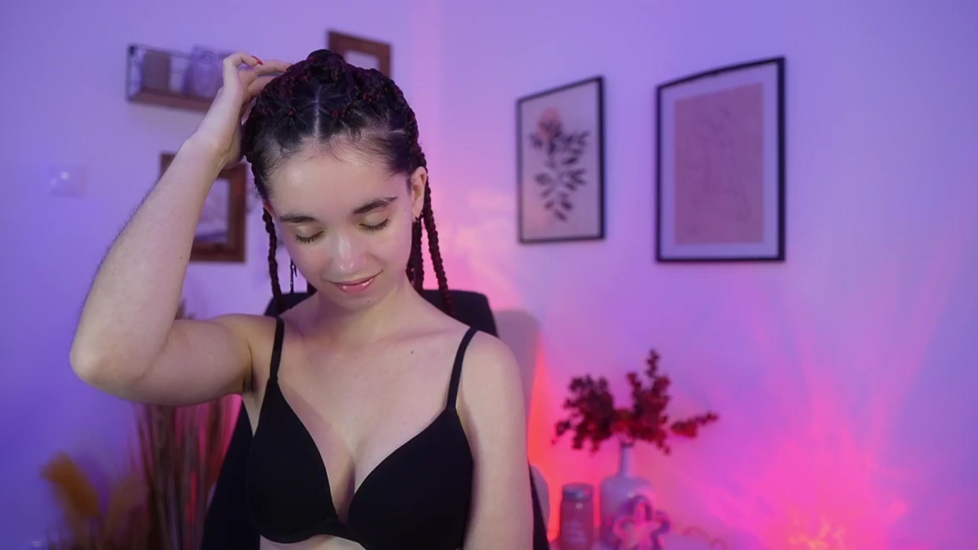 Gallery image thumbnail from Gia_Paige18's myfreecams stream on, 12/06/2025, 22:24 image 4 of 20