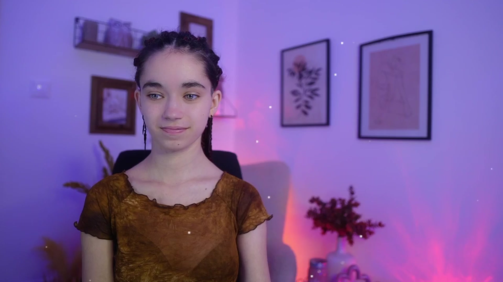 Gallery image thumbnail from Gia_Paige18's myfreecams stream on, 12/12/2025, 15:30 image 17 of 20
