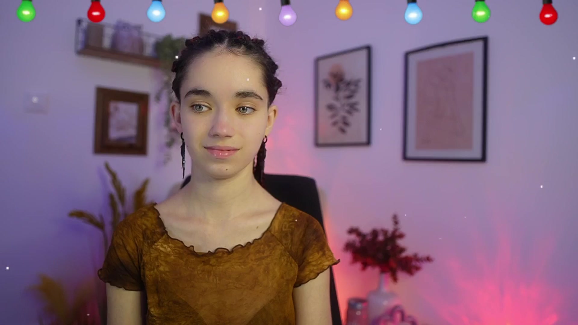 Gallery image thumbnail from Gia_Paige18's myfreecams stream on, 12/12/2025, 20:08 image 6 of 20