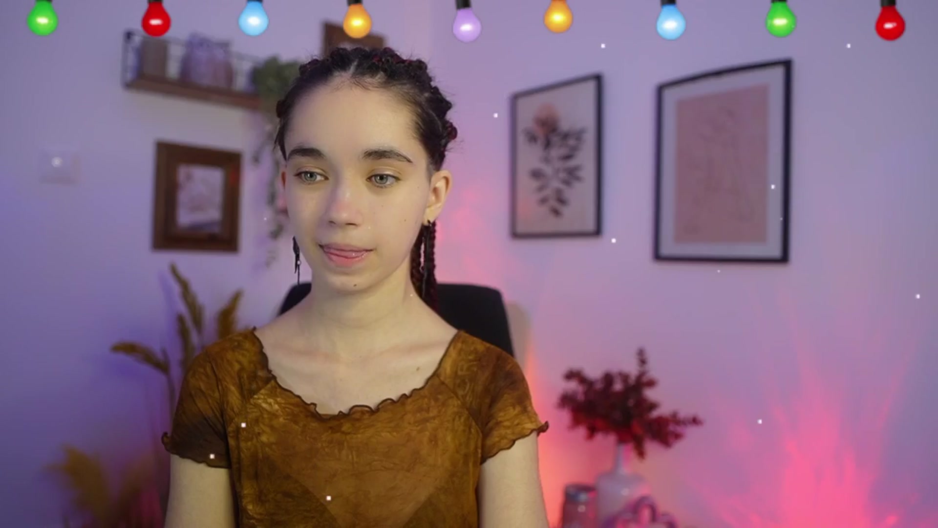 Gallery image thumbnail from Gia_Paige18's myfreecams stream on, 12/12/2025, 20:08 image 13 of 20