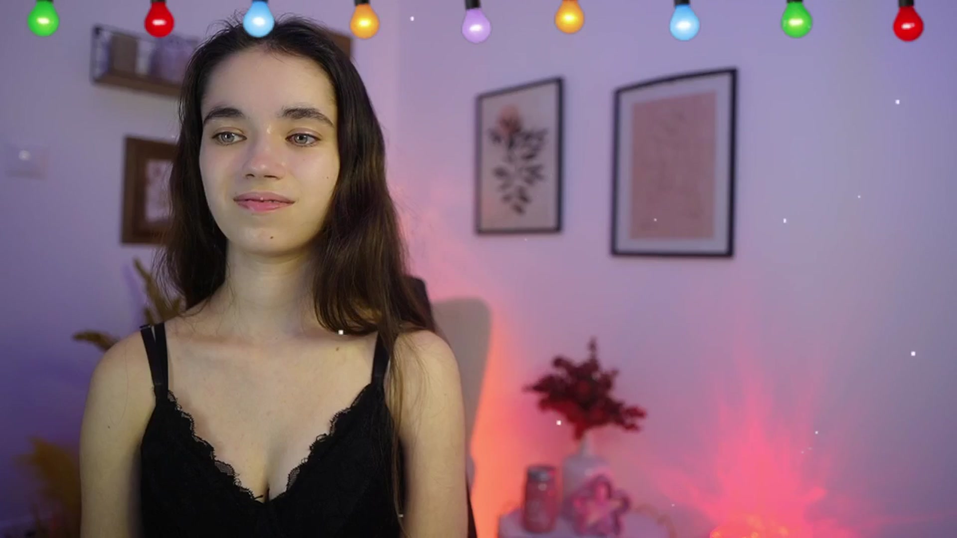 Gallery image thumbnail from Gia_Paige18's myfreecams stream on, 12/21/2025, 23:48 image 15 of 20