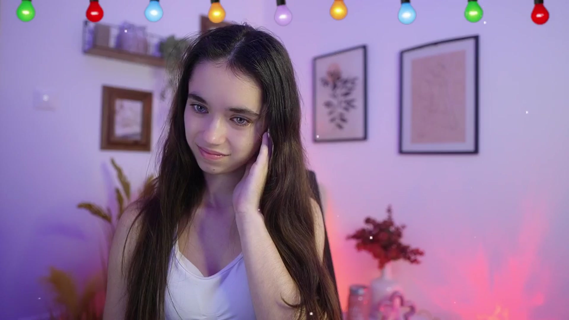 Gallery image thumbnail from Gia_Paige18's myfreecams stream on, 12/22/2025, 17:47 image 15 of 20