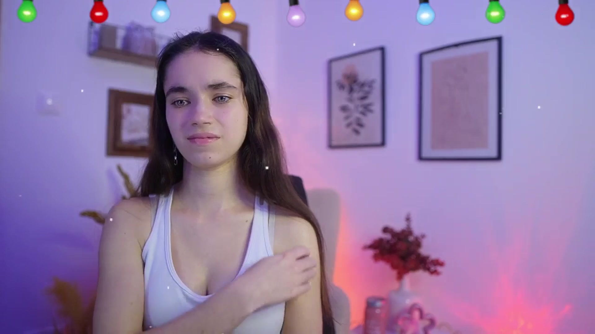 Gallery image thumbnail from Gia_Paige18's myfreecams stream on, 12/22/2025, 20:31 image 19 of 20