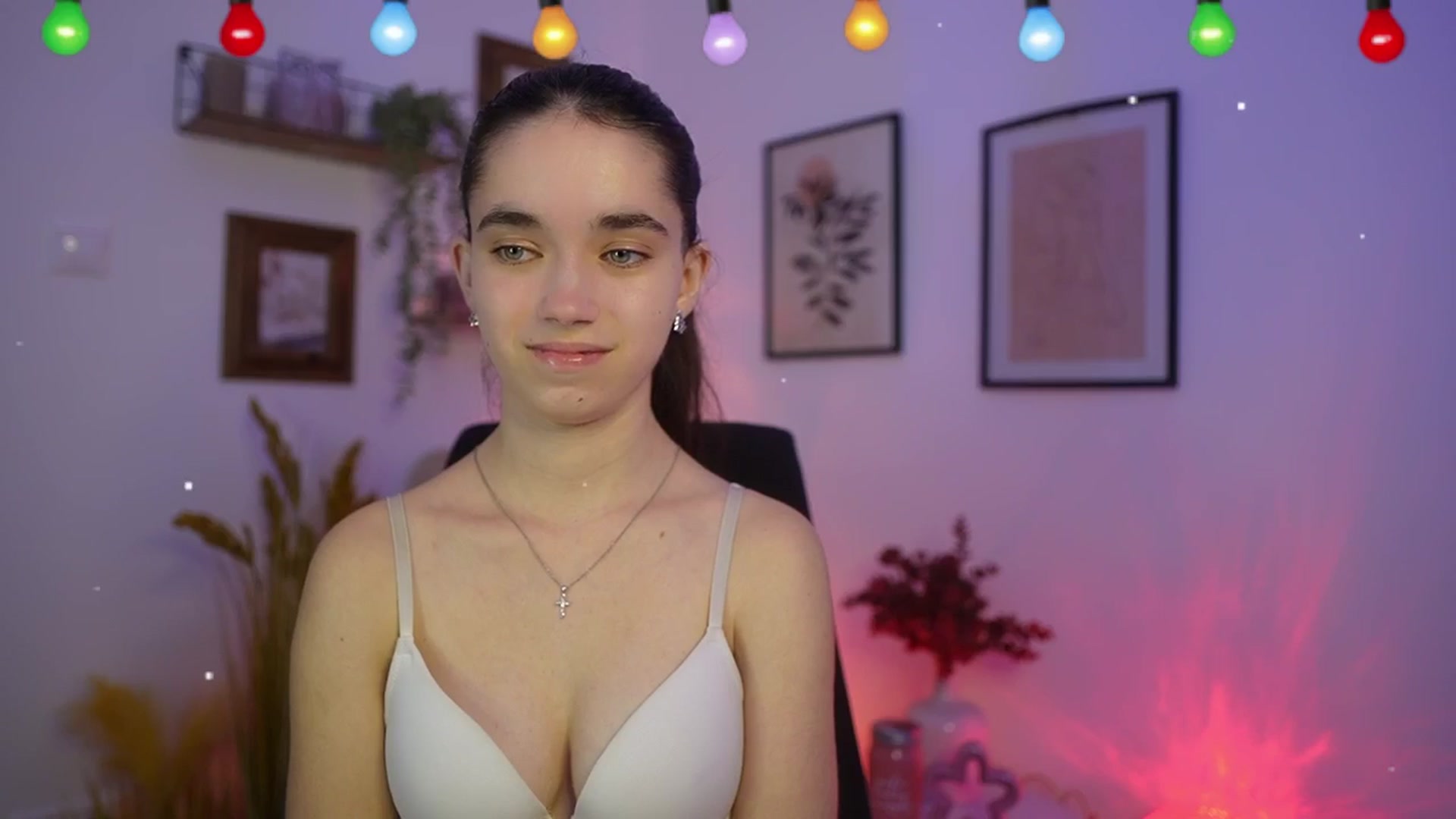 Gallery image thumbnail from Gia_Paige18's myfreecams stream on, 12/27/2025, 20:53 image 6 of 20