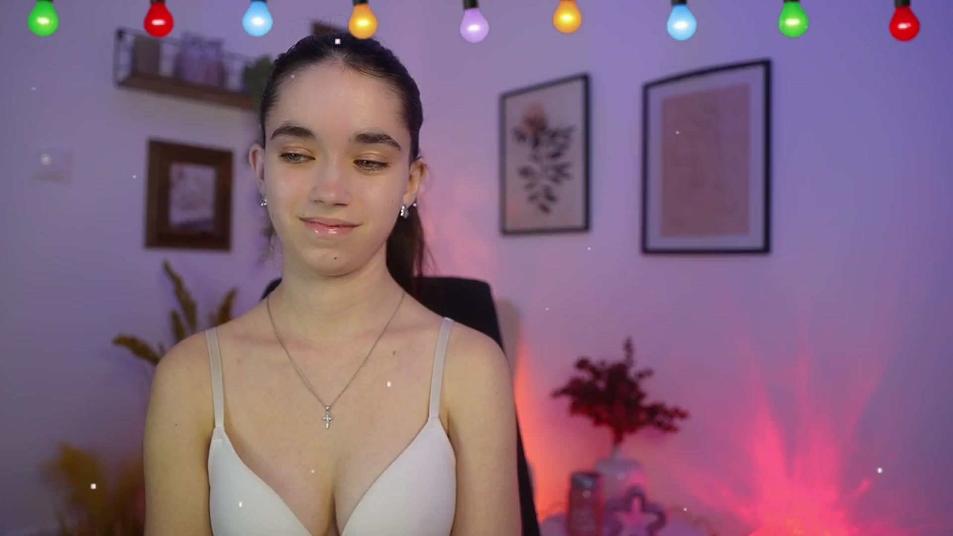 Gallery image thumbnail from Gia_Paige18's myfreecams stream on, 12/27/2025, 20:53 image 16 of 20