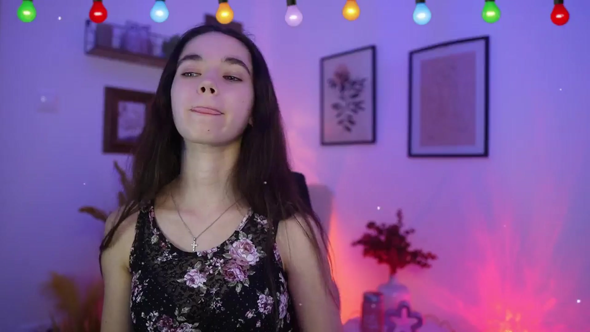 Gallery image thumbnail from Gia_Paige18's myfreecams stream on, 12/28/2025, 17:35 image 19 of 20