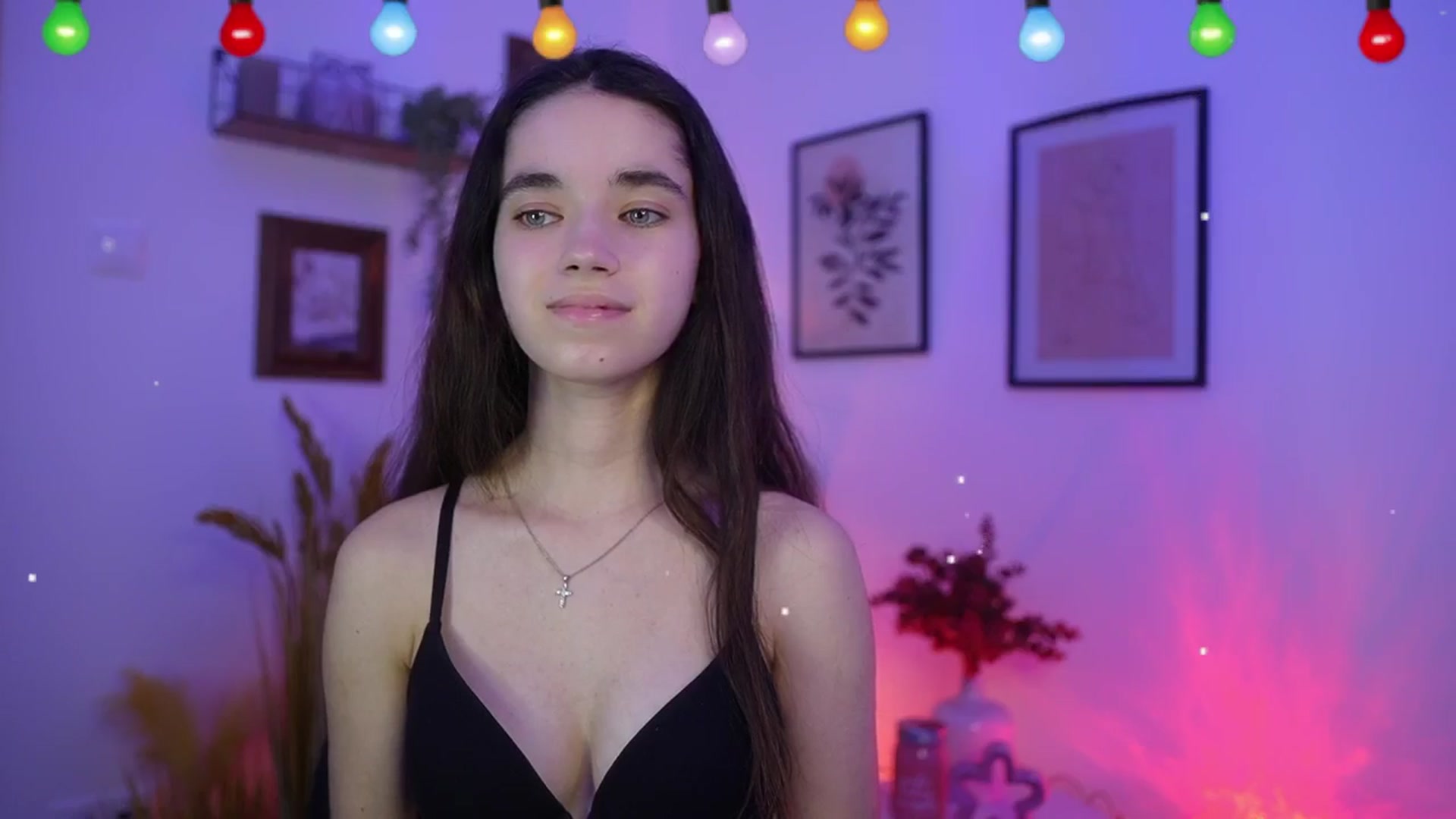 Gallery image thumbnail from Gia_Paige18's myfreecams stream on, 12/28/2025, 21:45 image 20 of 20