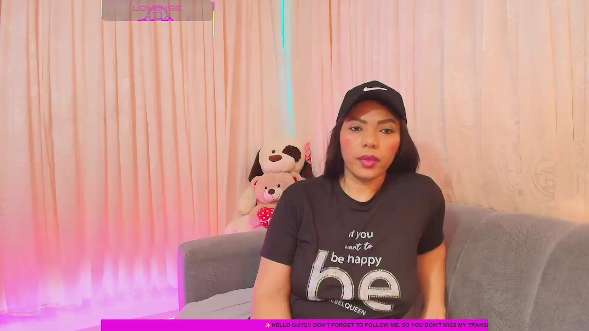 Gallery image thumbnail from Gia_ROLEX's myfreecams stream on, 05/19/2026, 20:20 image 8 of 20