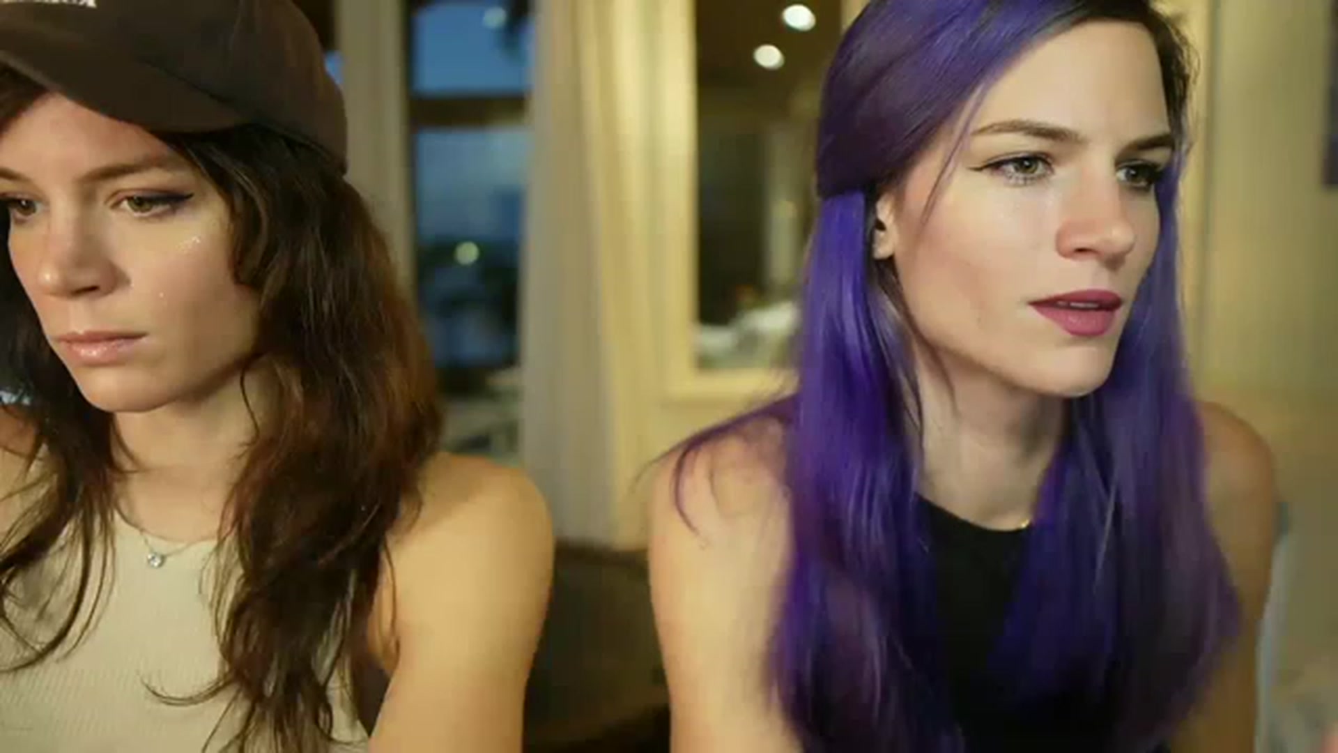 Gallery image thumbnail from Gia_Xxxmas's myfreecams stream on, 12/04/2022, 24:47 image 3 of 20