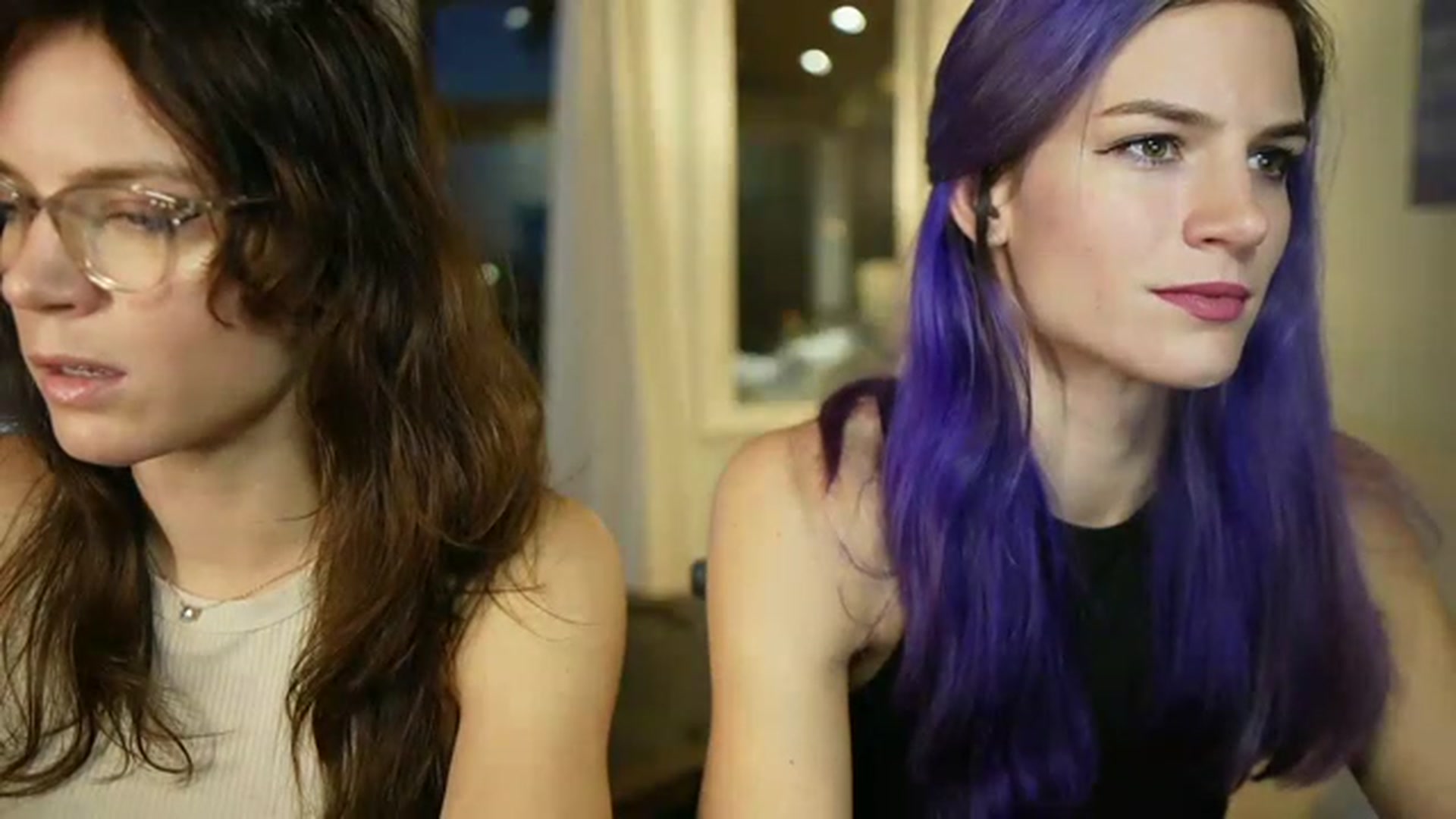 Gallery image thumbnail from Gia_Xxxmas's myfreecams stream on, 12/04/2022, 24:47 image 4 of 20