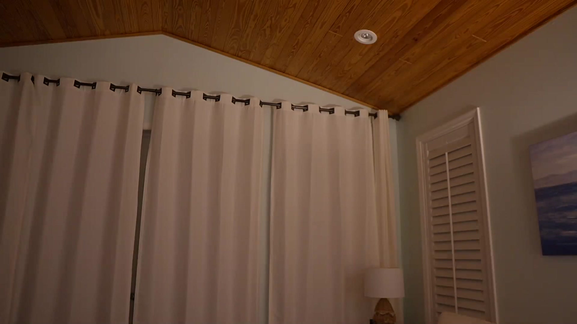 Gallery image thumbnail from Gia_Xxxmas's myfreecams stream on, 12/05/2022, 05:28 image 18 of 20