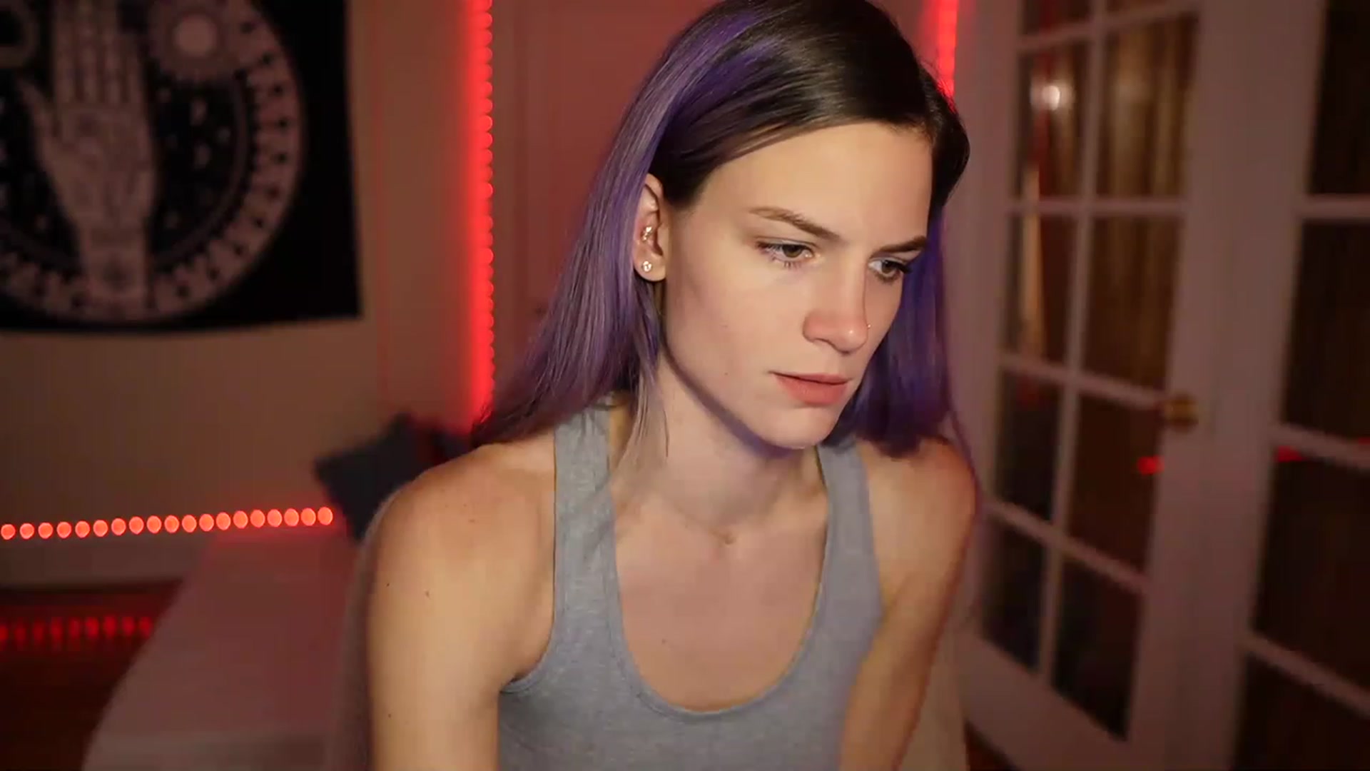 Gallery image thumbnail from Gia_Xxxmas's myfreecams stream on, 12/20/2022, 02:35 image 2 of 20