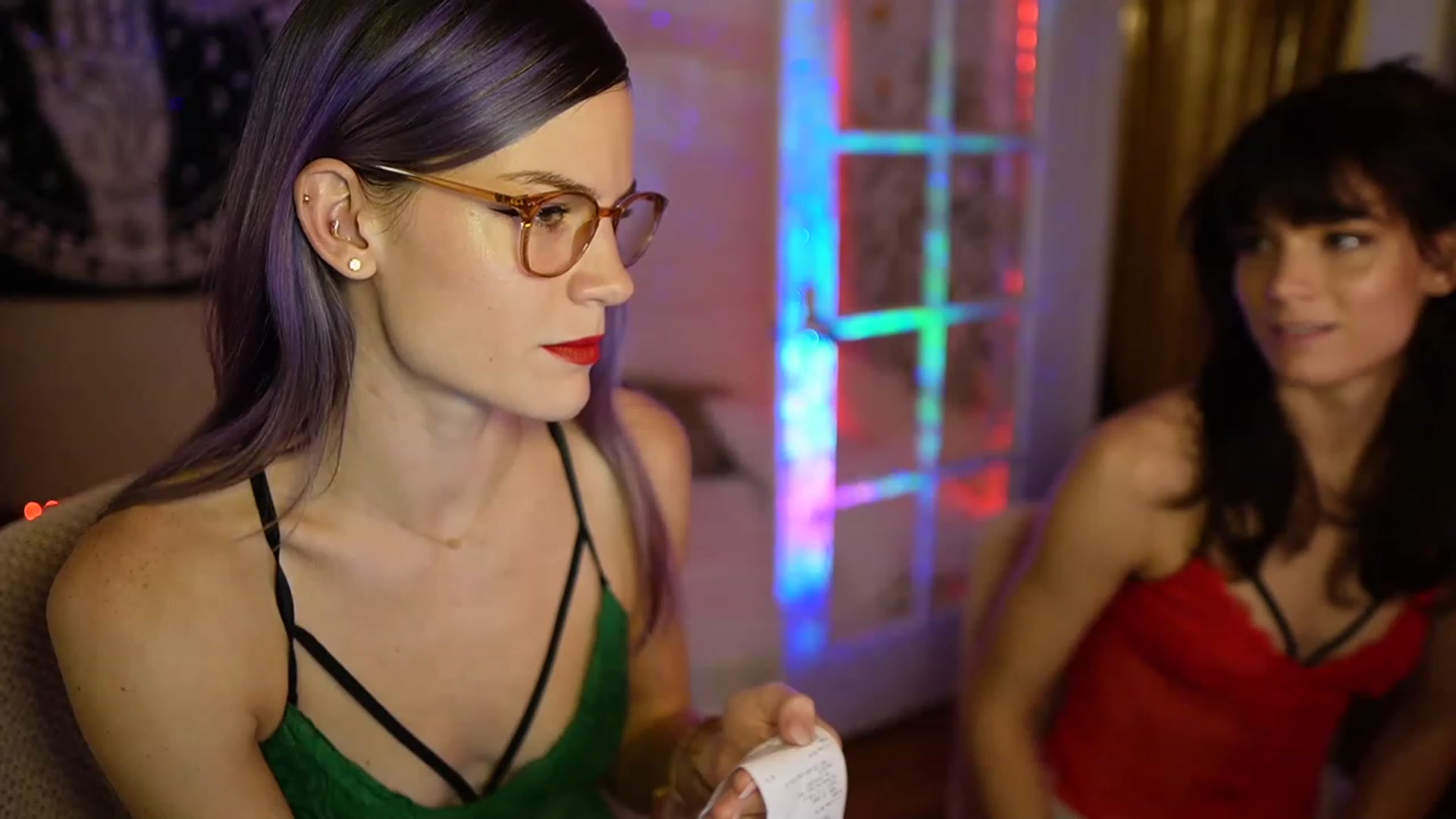 Gallery image thumbnail from Gia_Xxxmas's myfreecams stream on, 12/21/2022, 24:06 image 3 of 20