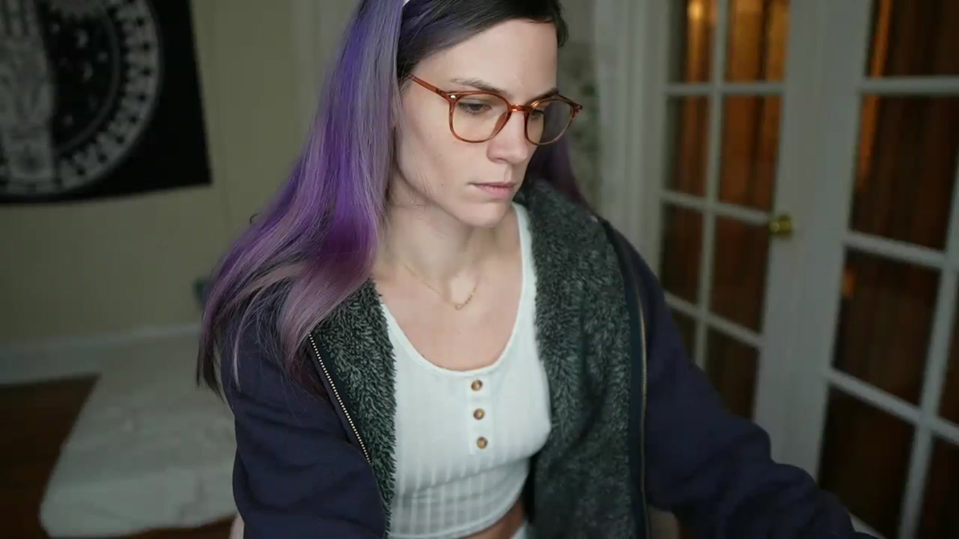 Gallery image thumbnail from Gia_Xxxmas's myfreecams stream on, 12/24/2022, 21:42 image 2 of 20