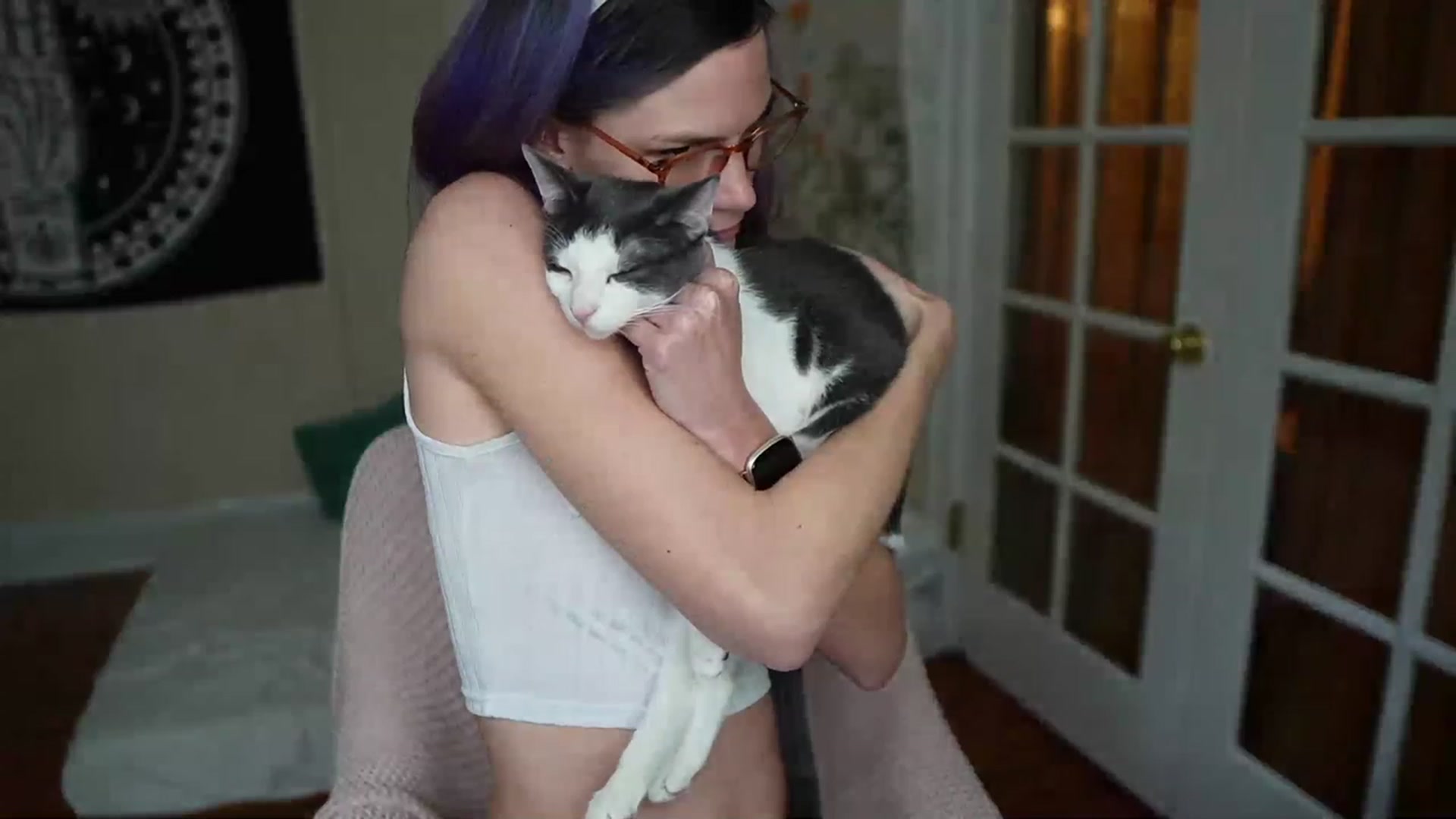 Gallery image thumbnail from Gia_Xxxmas's myfreecams stream on, 12/24/2022, 21:42 image 1 of 20