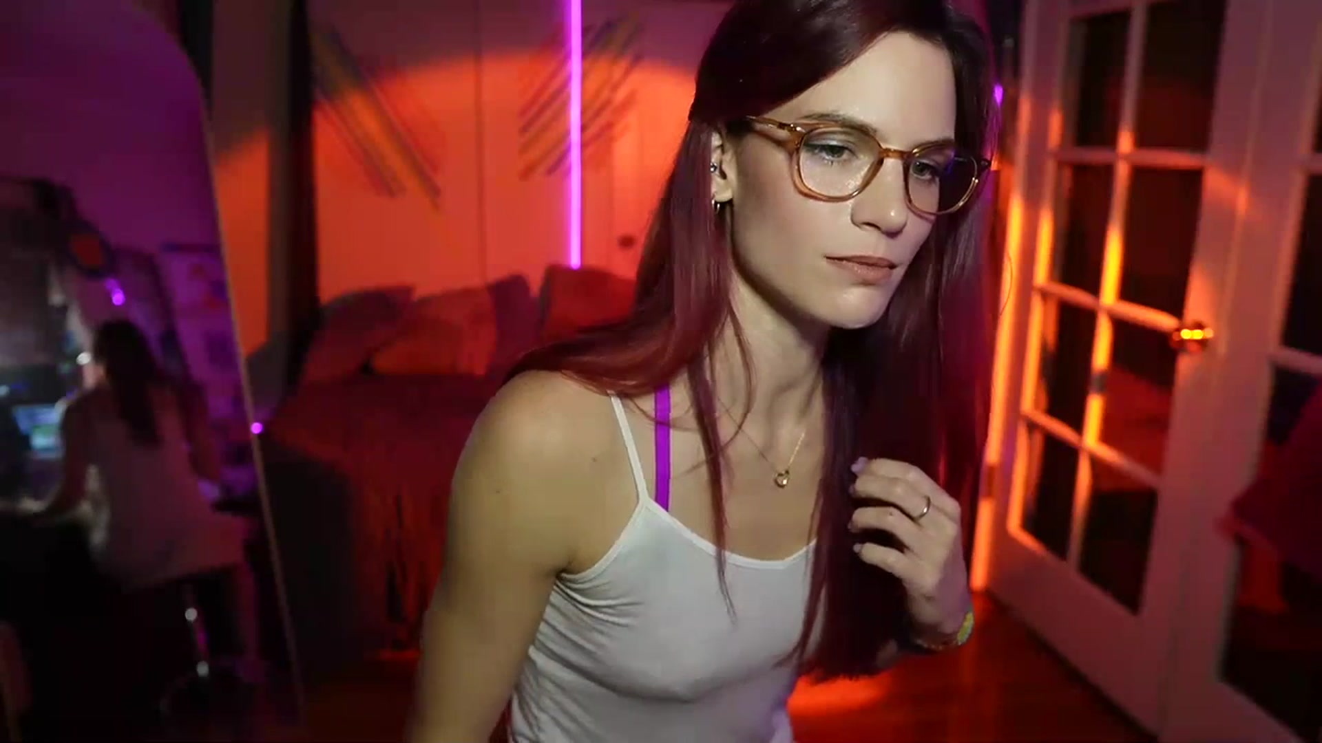 Gallery image thumbnail from Gia_Xxxmas's myfreecams stream on, 12/05/2023, 04:20 image 15 of 20