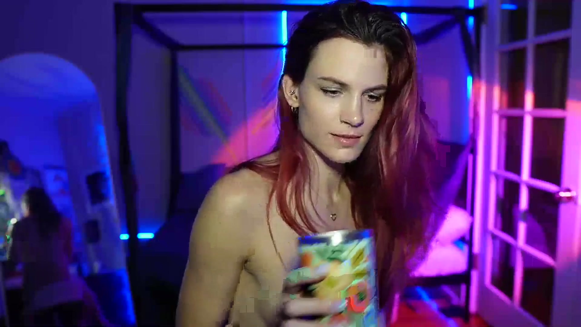 Gallery image thumbnail from Gia_Xxxmas's myfreecams stream on, 12/07/2023, 05:49 image 4 of 20