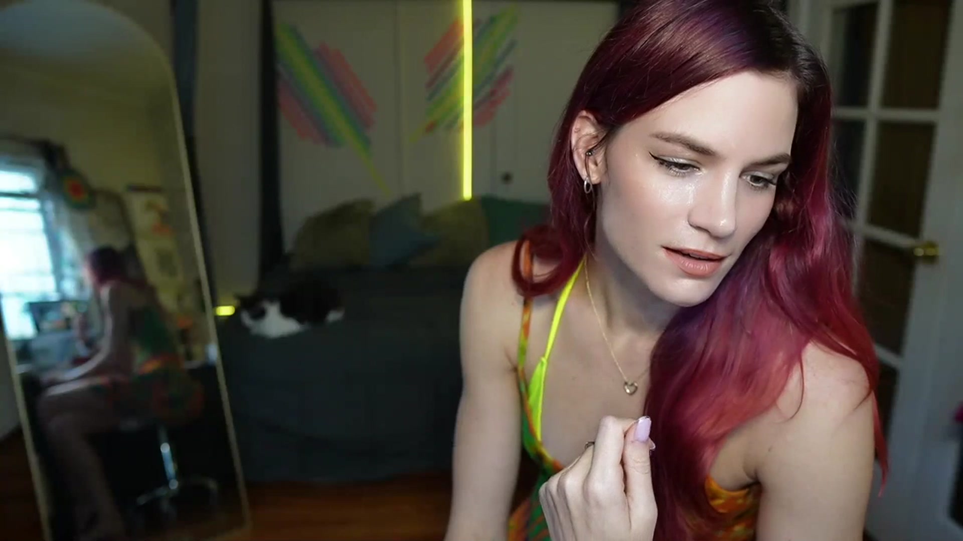 Gallery image thumbnail from Gia_Xxxmas's myfreecams stream on, 12/07/2023, 21:59 image 20 of 20