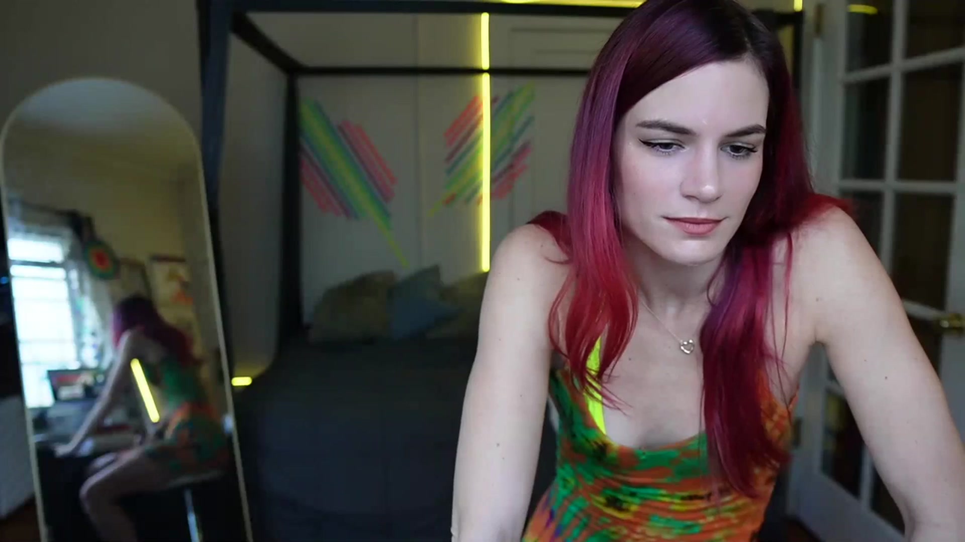 Gallery image thumbnail from Gia_Xxxmas's myfreecams stream on, 12/07/2023, 21:59 image 10 of 20