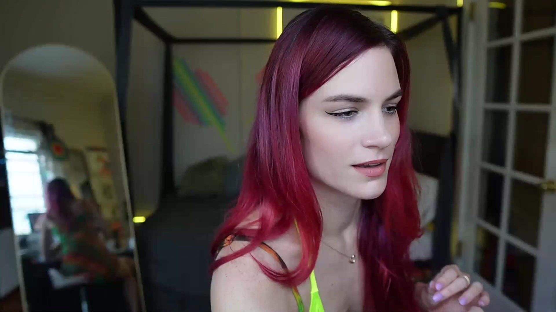Gallery image thumbnail from Gia_Xxxmas's myfreecams stream on, 12/07/2023, 21:59 image 14 of 20