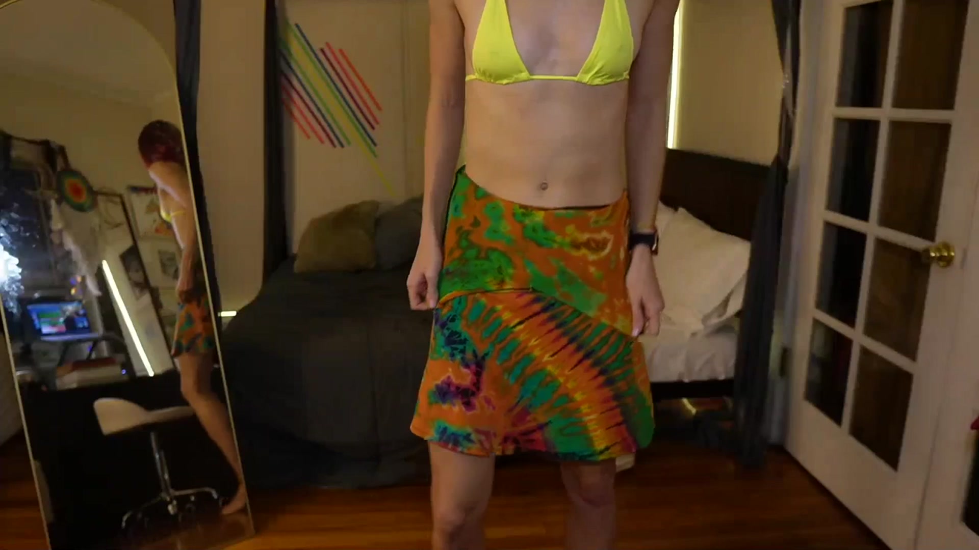 Gallery image thumbnail from Gia_Xxxmas's myfreecams stream on, 12/07/2023, 23:28 image 15 of 20