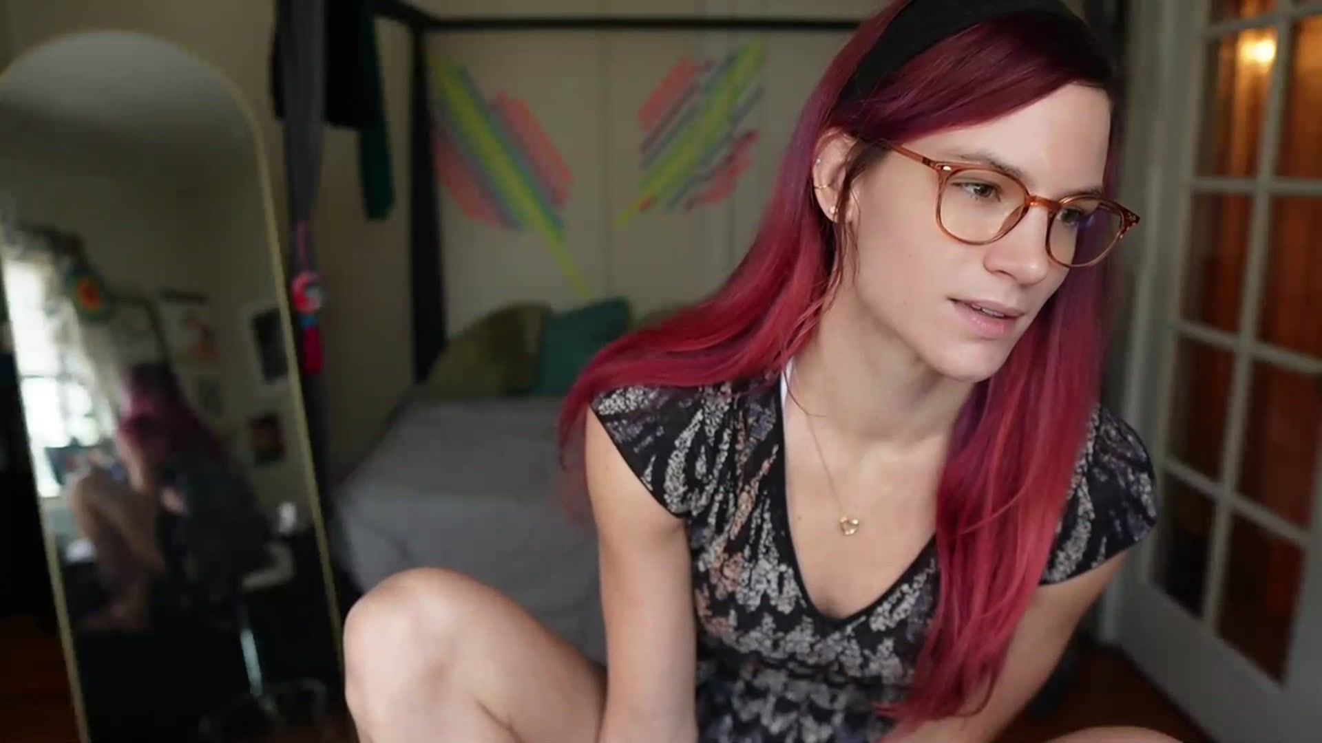 Gallery image thumbnail from Gia_Xxxmas's myfreecams stream on, 12/12/2023, 21:56 image 12 of 20