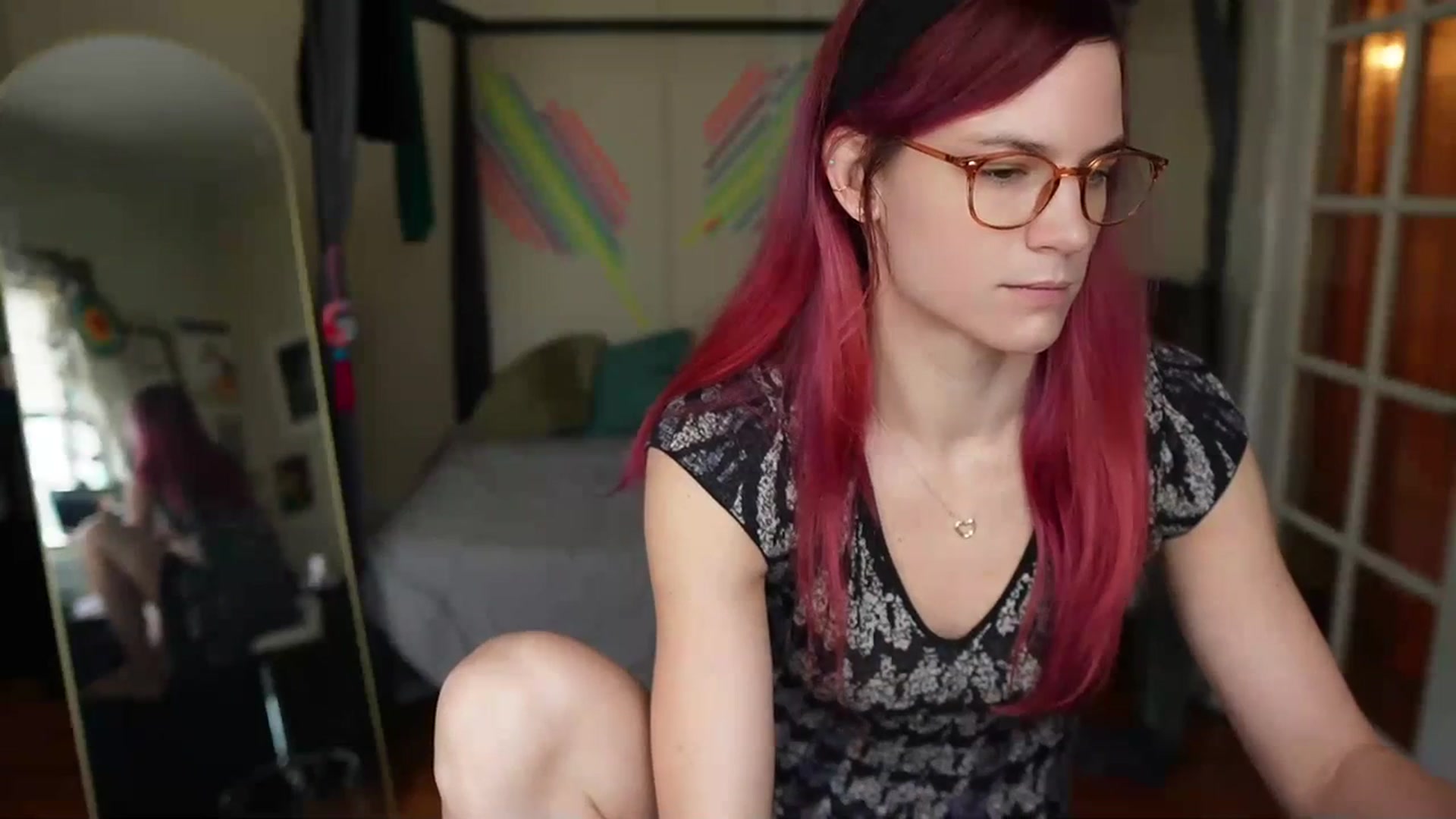 Gallery image thumbnail from Gia_Xxxmas's myfreecams stream on, 12/12/2023, 21:56 image 10 of 20