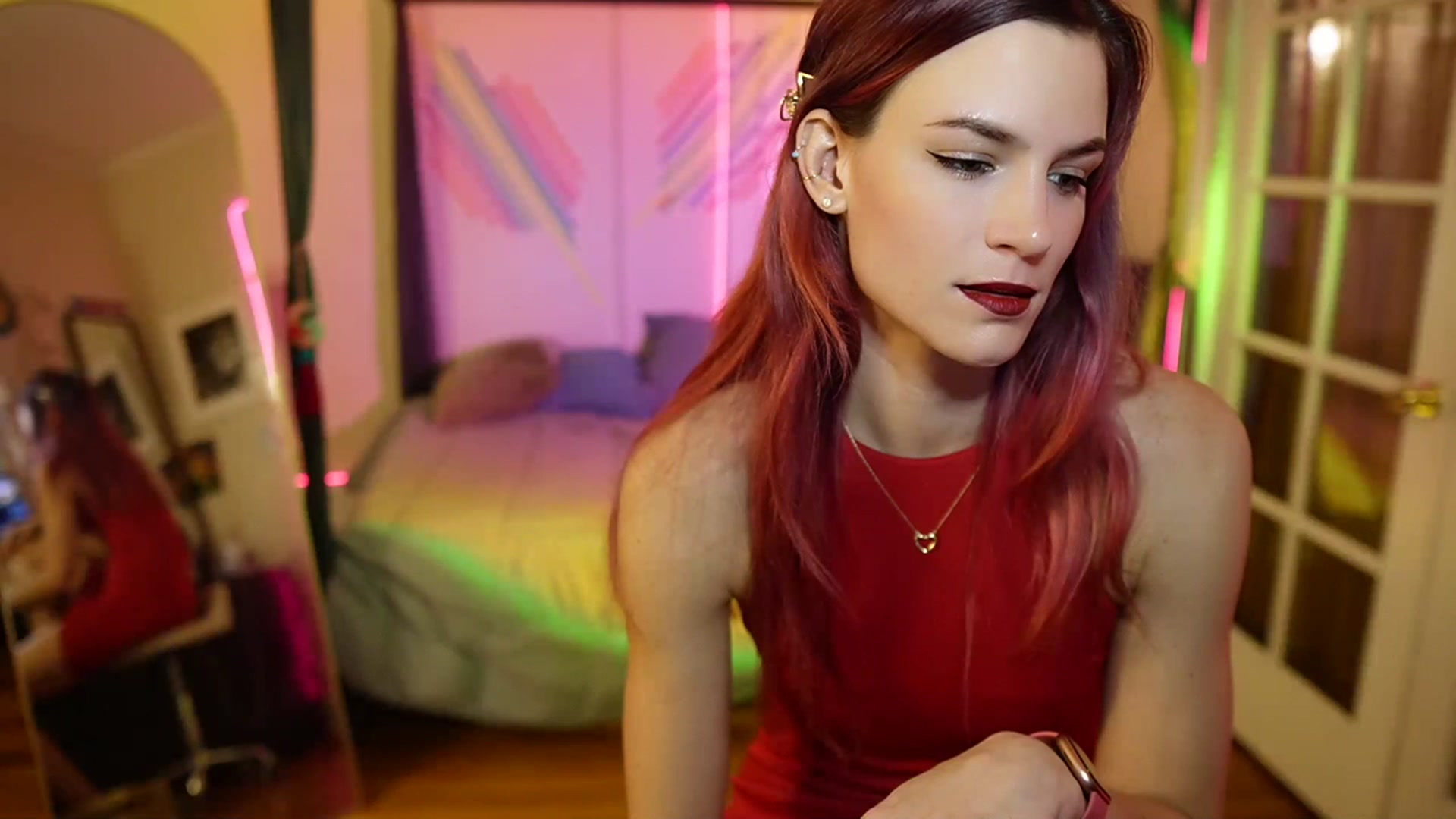 Gallery image thumbnail from Gia_Xxxmas's myfreecams stream on, 12/14/2023, 04:09 image 2 of 20