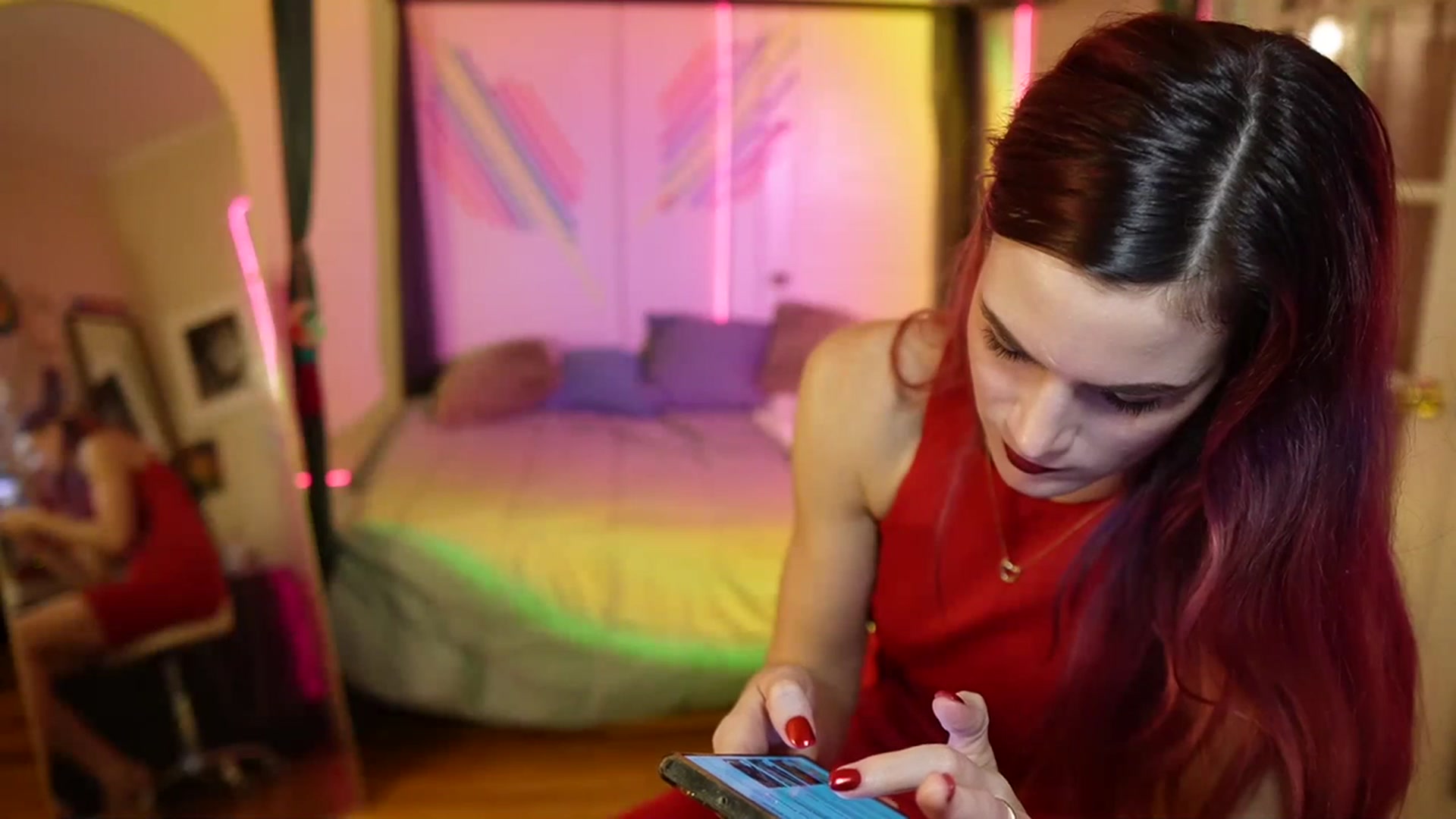 Gallery image thumbnail from Gia_Xxxmas's myfreecams stream on, 12/14/2023, 04:09 image 6 of 20