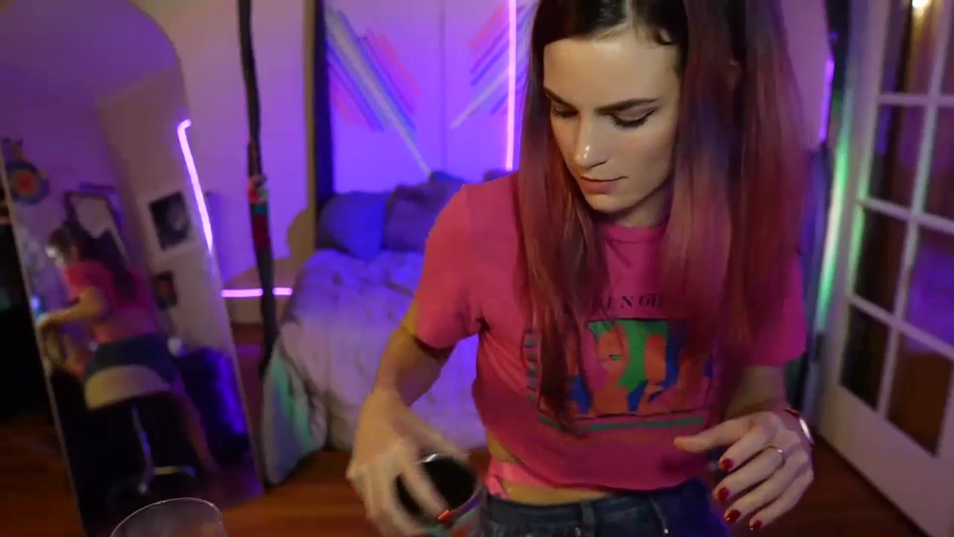 Gallery image thumbnail from Gia_Xxxmas's myfreecams stream on, 12/17/2023, 05:16 image 6 of 20
