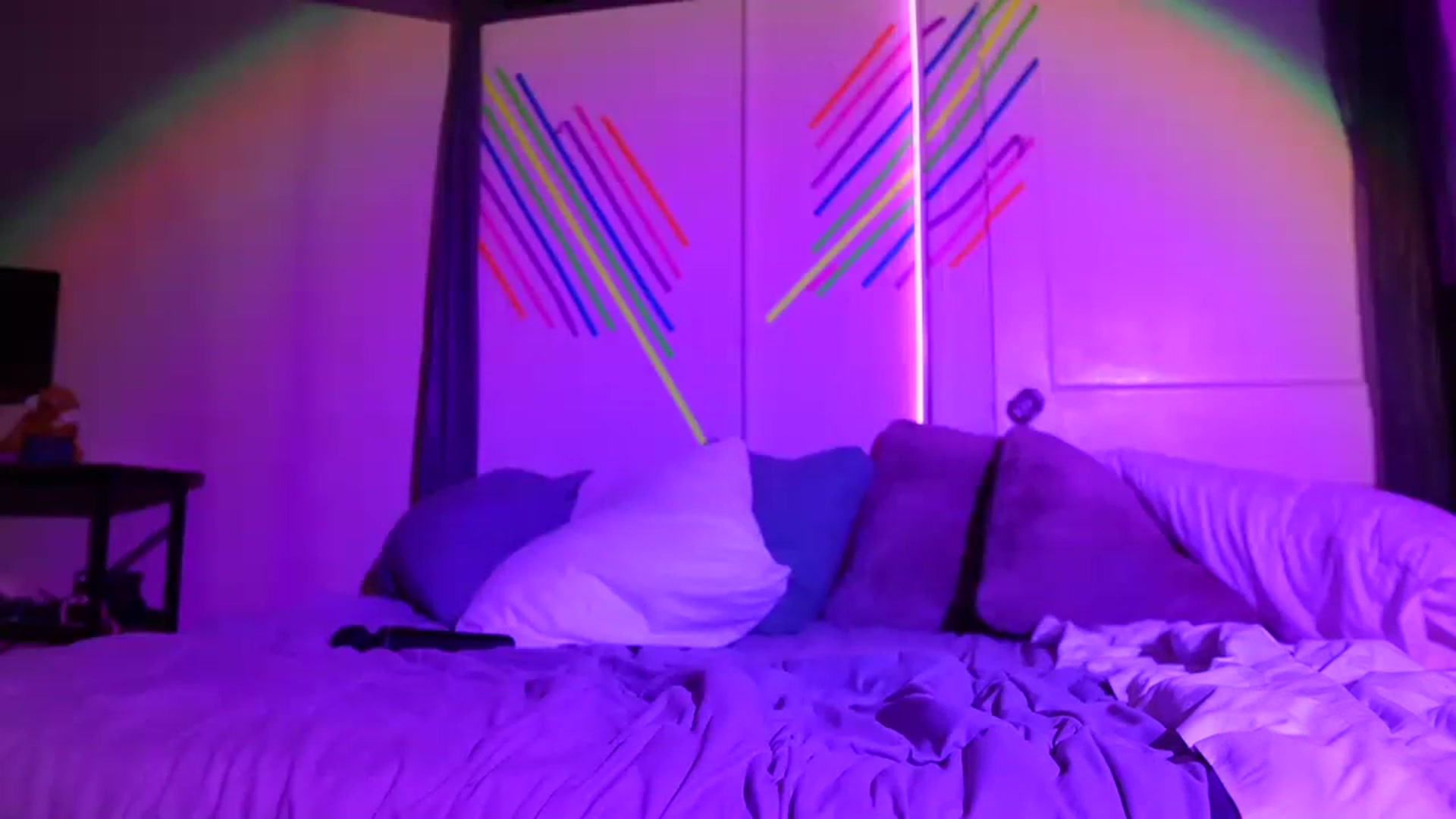 Gallery image thumbnail from Gia_Xxxmas's myfreecams stream on, 12/17/2023, 07:01 image 13 of 20