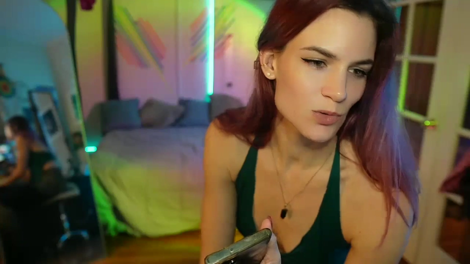 Gallery image thumbnail from Gia_Xxxmas's myfreecams stream on, 12/21/2023, 02:12 image 14 of 20