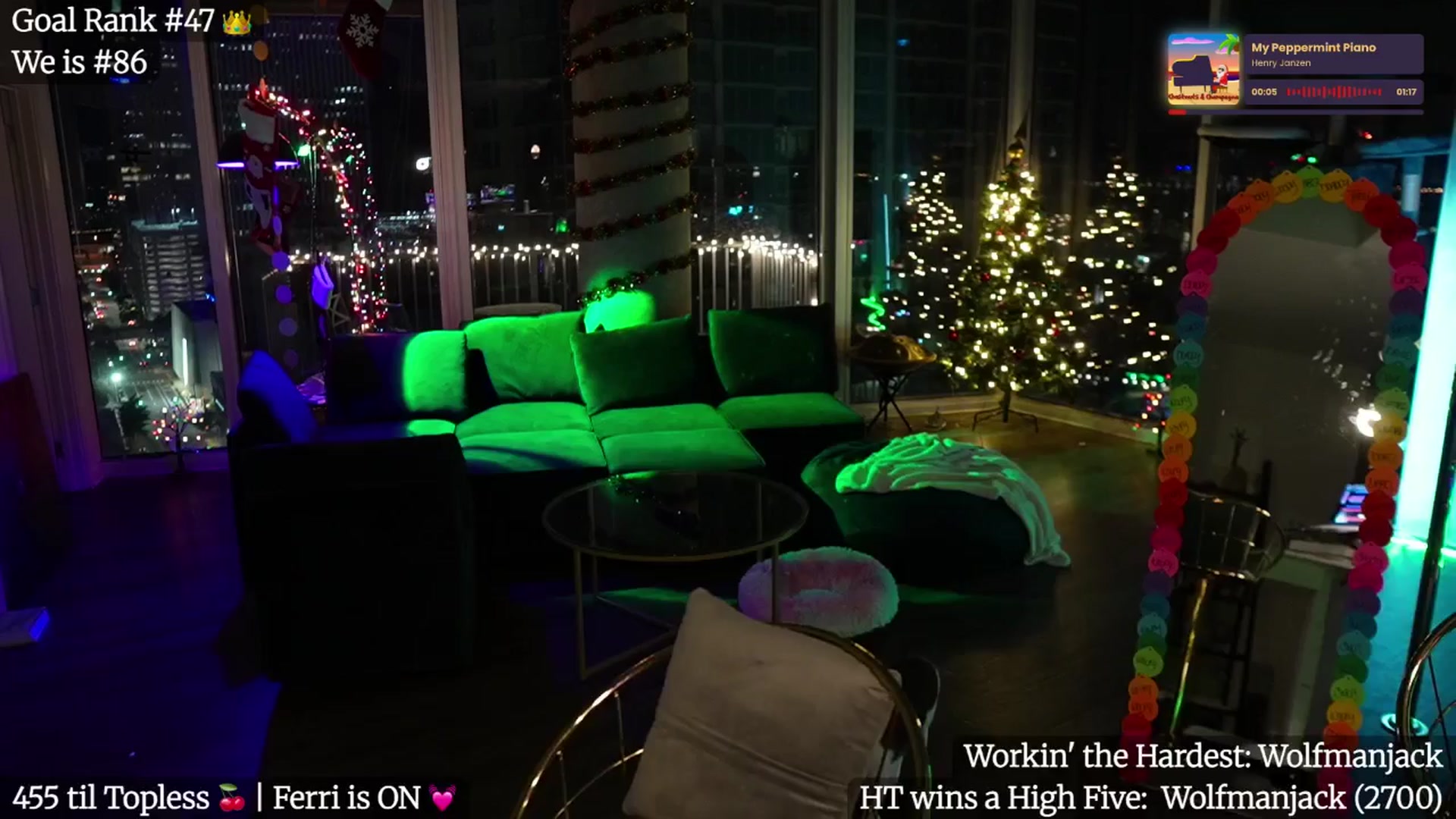 Gallery image thumbnail from Gia_Xxxmas's myfreecams stream on, 12/13/2025, 05:28 image 2 of 20
