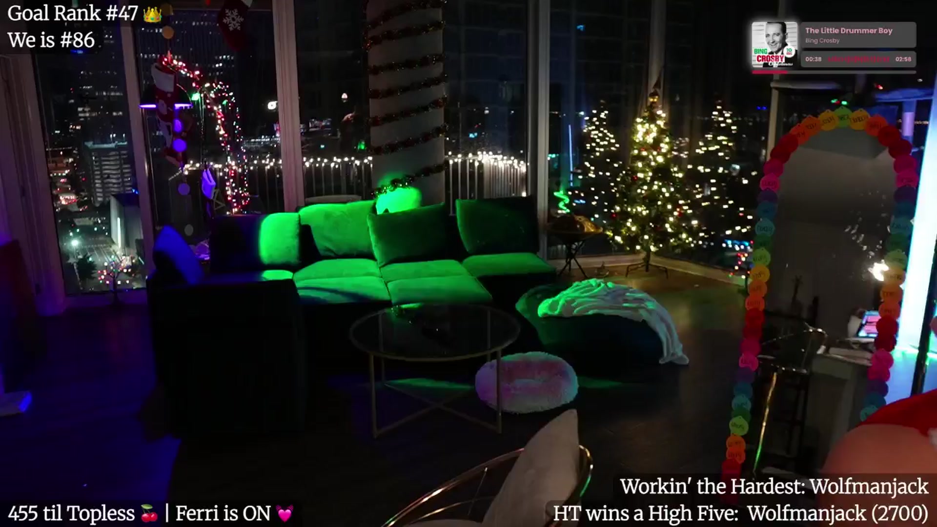 Gallery image thumbnail from Gia_Xxxmas's myfreecams stream on, 12/13/2025, 05:28 image 5 of 20