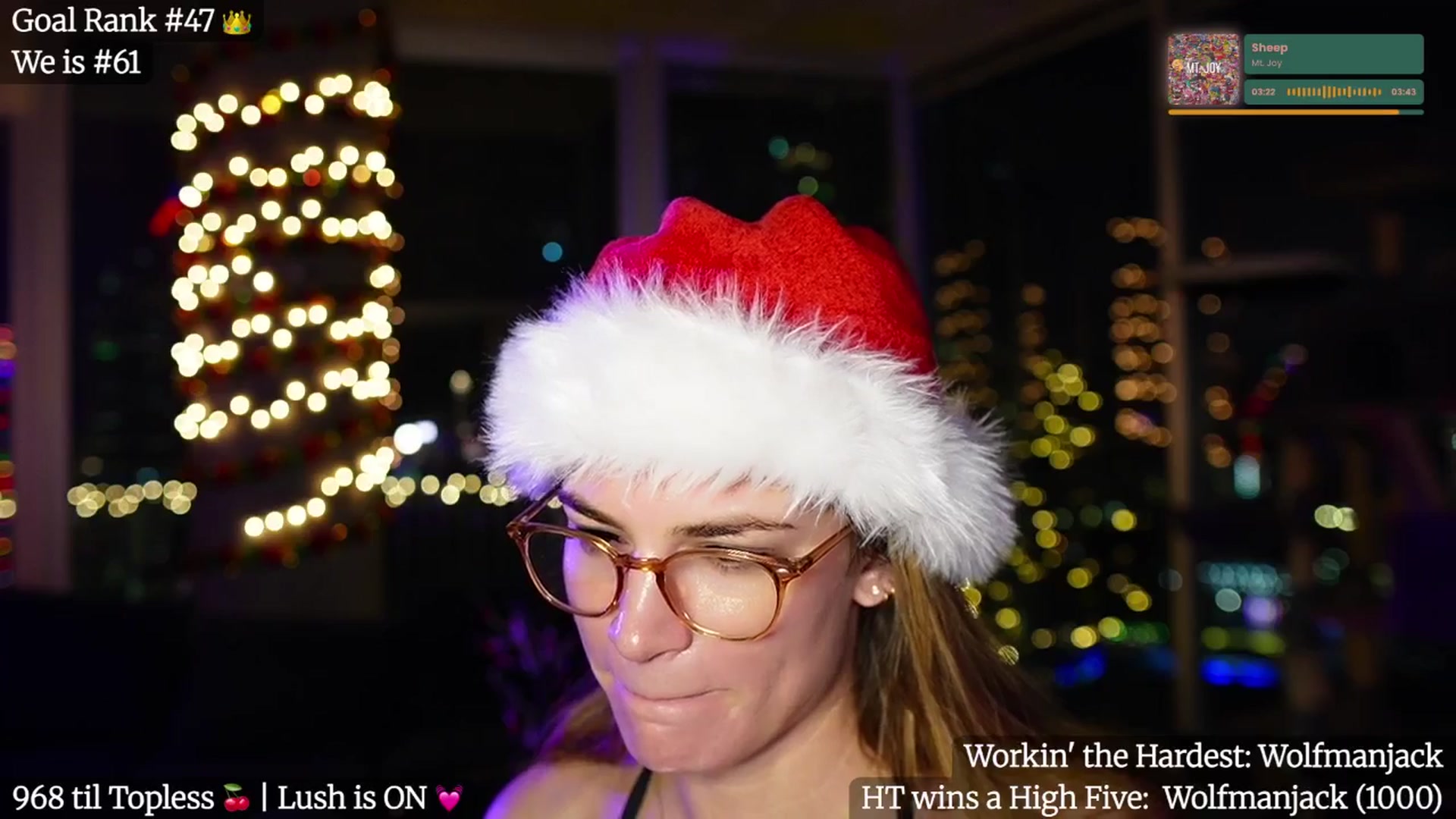 Gallery image thumbnail from Gia_Xxxmas's myfreecams stream on, 12/20/2025, 24:04 image 16 of 20
