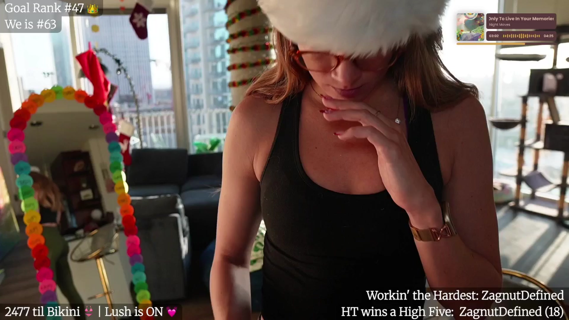 Gallery image thumbnail from Gia_Xxxmas's myfreecams stream on, 12/20/2025, 24:04 image 3 of 20