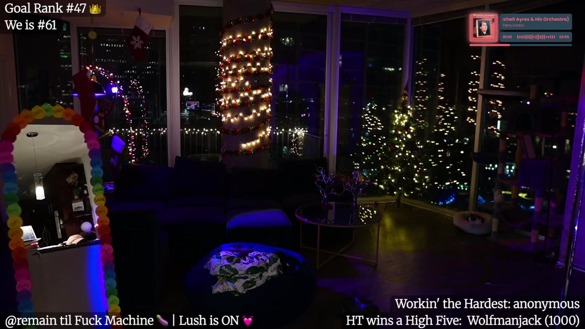 Gallery image thumbnail from Gia_Xxxmas's myfreecams stream on, 12/20/2025, 01:25 image 4 of 20
