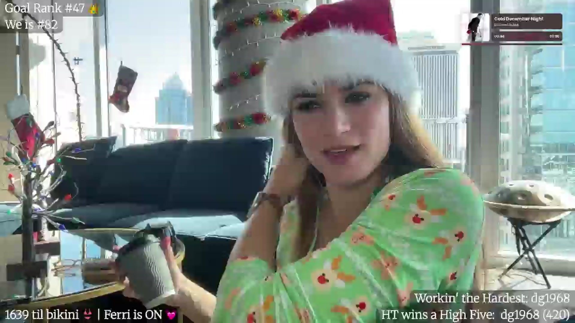 Gallery image thumbnail from Gia_Xxxmas's myfreecams stream on, 12/24/2025, 18:53 image 9 of 20