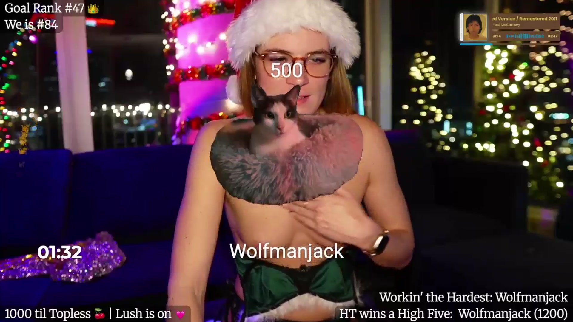 Gallery image thumbnail from Gia_Xxxmas's myfreecams stream on, 12/27/2025, 02:21 image 19 of 20