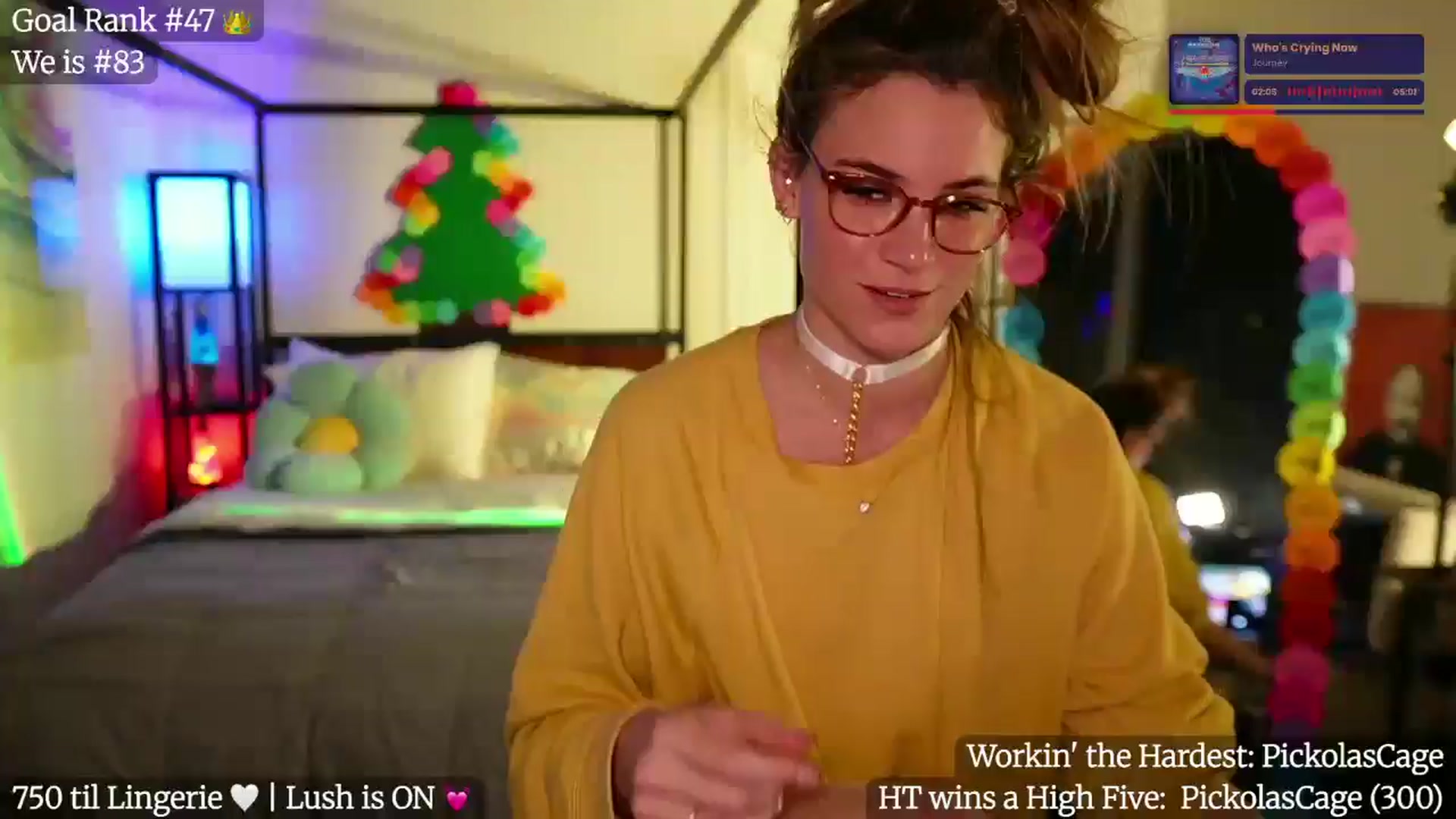 Gallery image thumbnail from Gia_Xxxmas's myfreecams stream on, 12/28/2025, 03:30 image 17 of 20