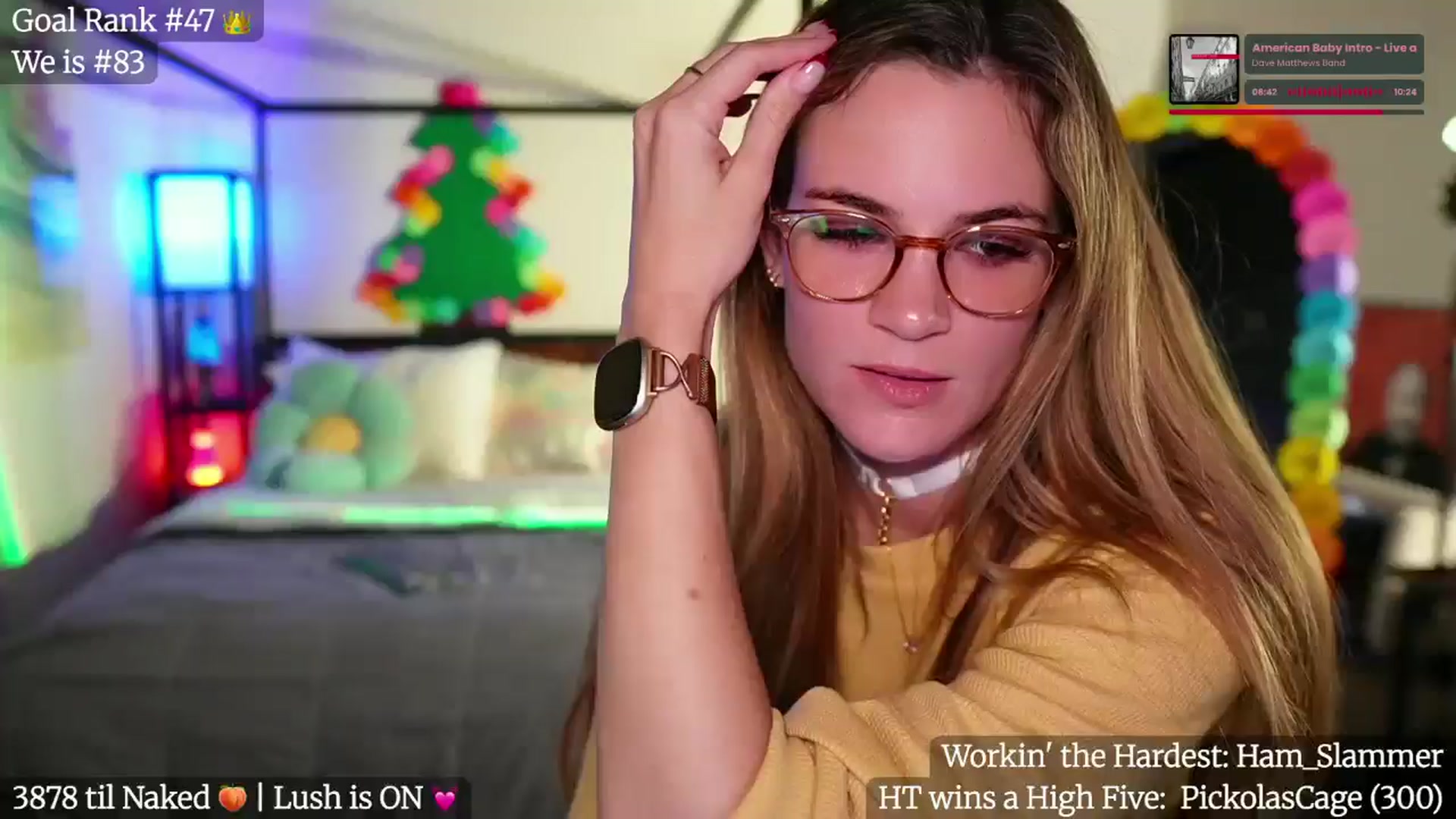 Gallery image thumbnail from Gia_Xxxmas's myfreecams stream on, 12/28/2025, 05:35 image 3 of 20