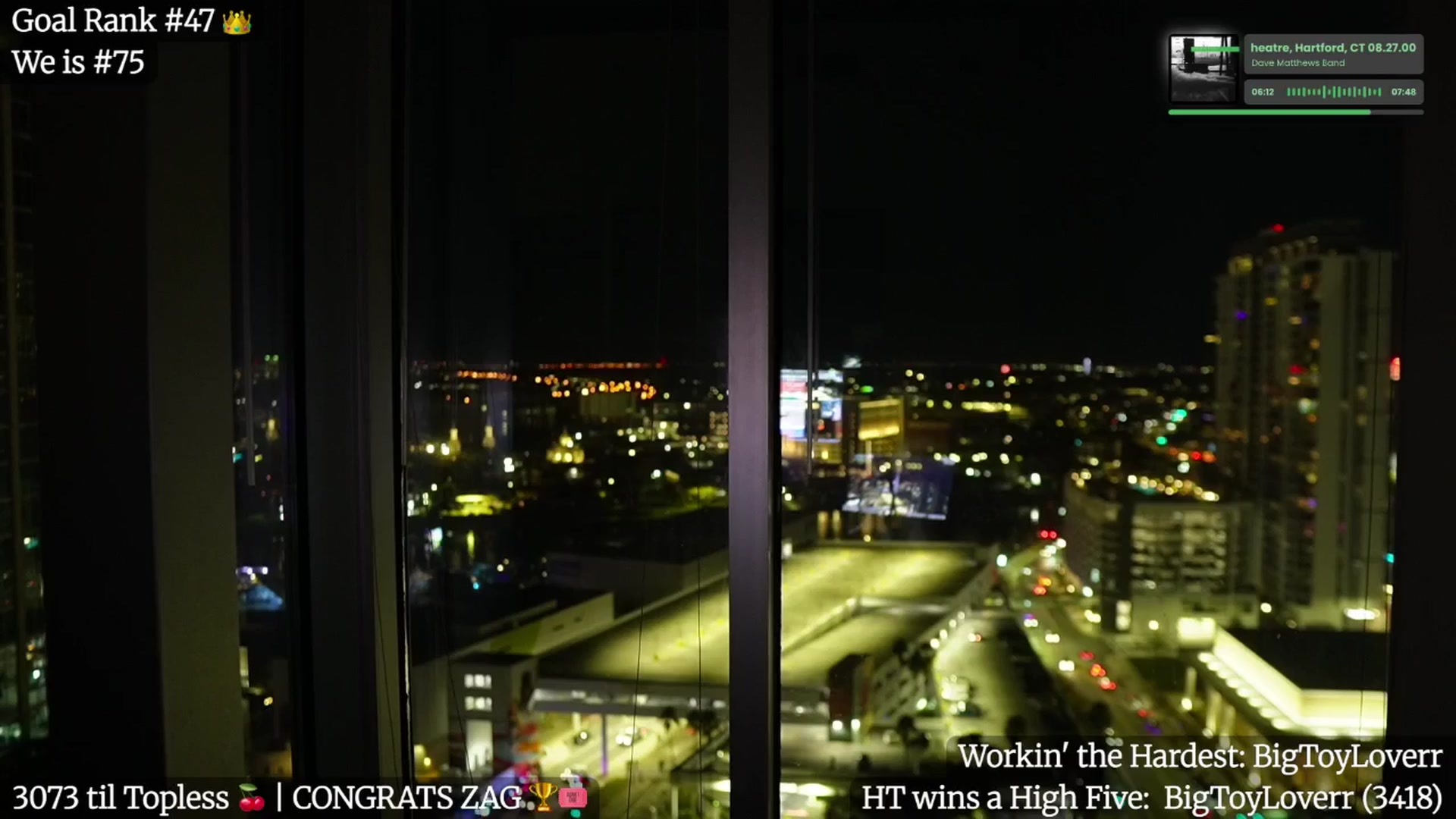 Gallery image thumbnail from Gia_Xxxmas's myfreecams stream on, 01/01/2026, 04:07 image 15 of 20