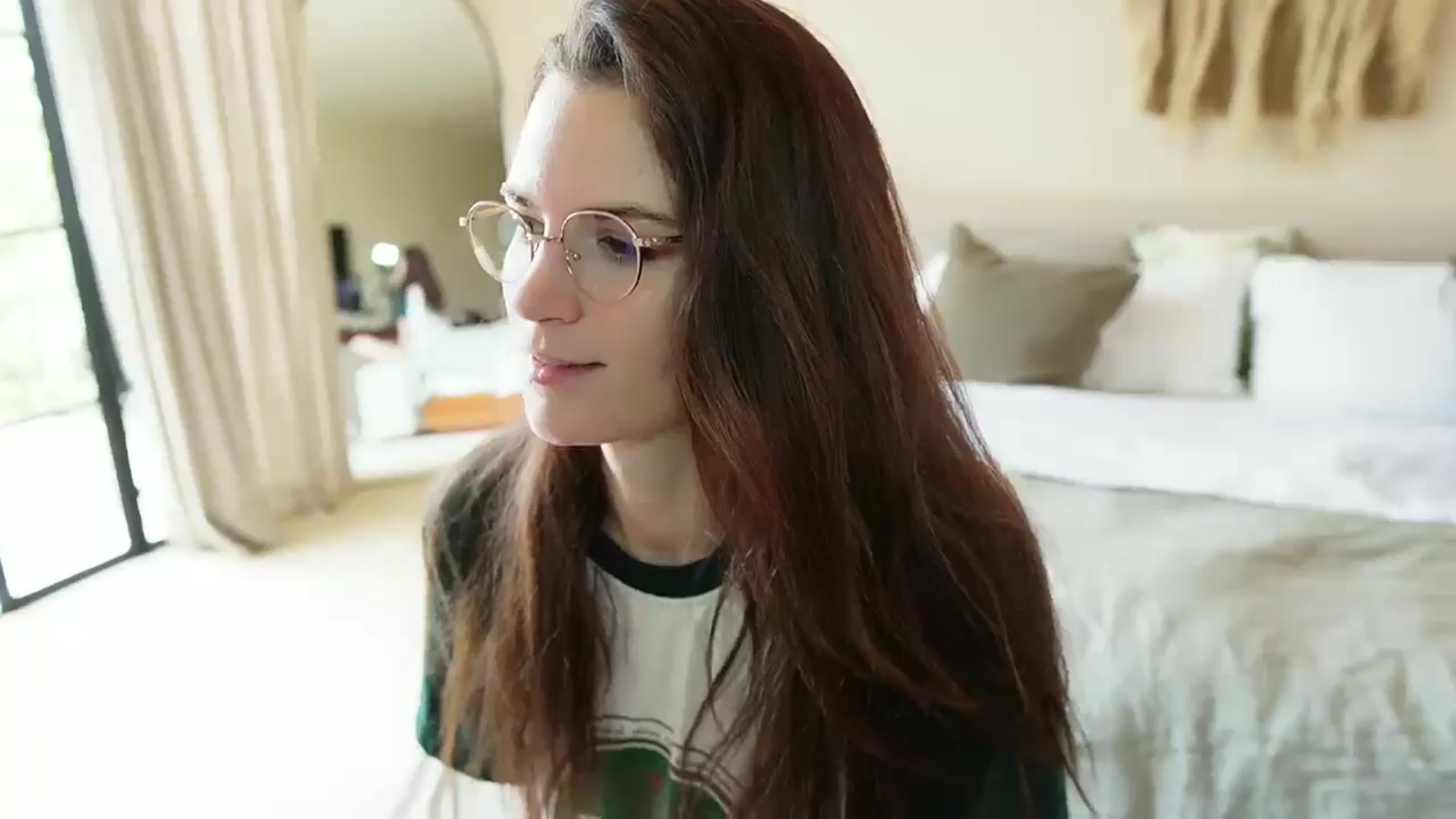 Gallery image thumbnail from Gia_inMexico's myfreecams stream on, 03/22/2025, 21:46 image 20 of 20