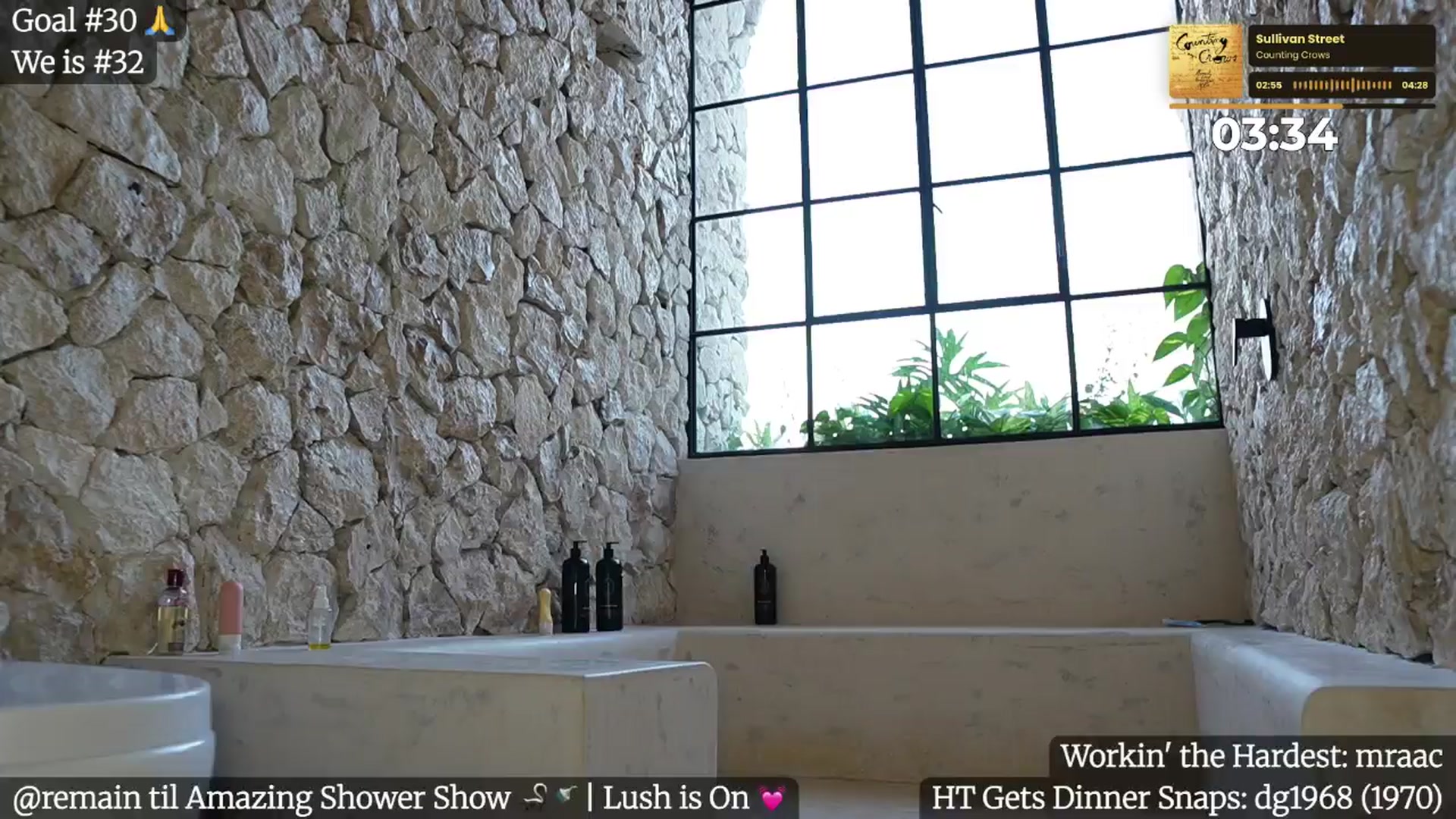 Gallery image thumbnail from Gia_inMexico's myfreecams stream on, 03/28/2025, 24:10 image 4 of 20