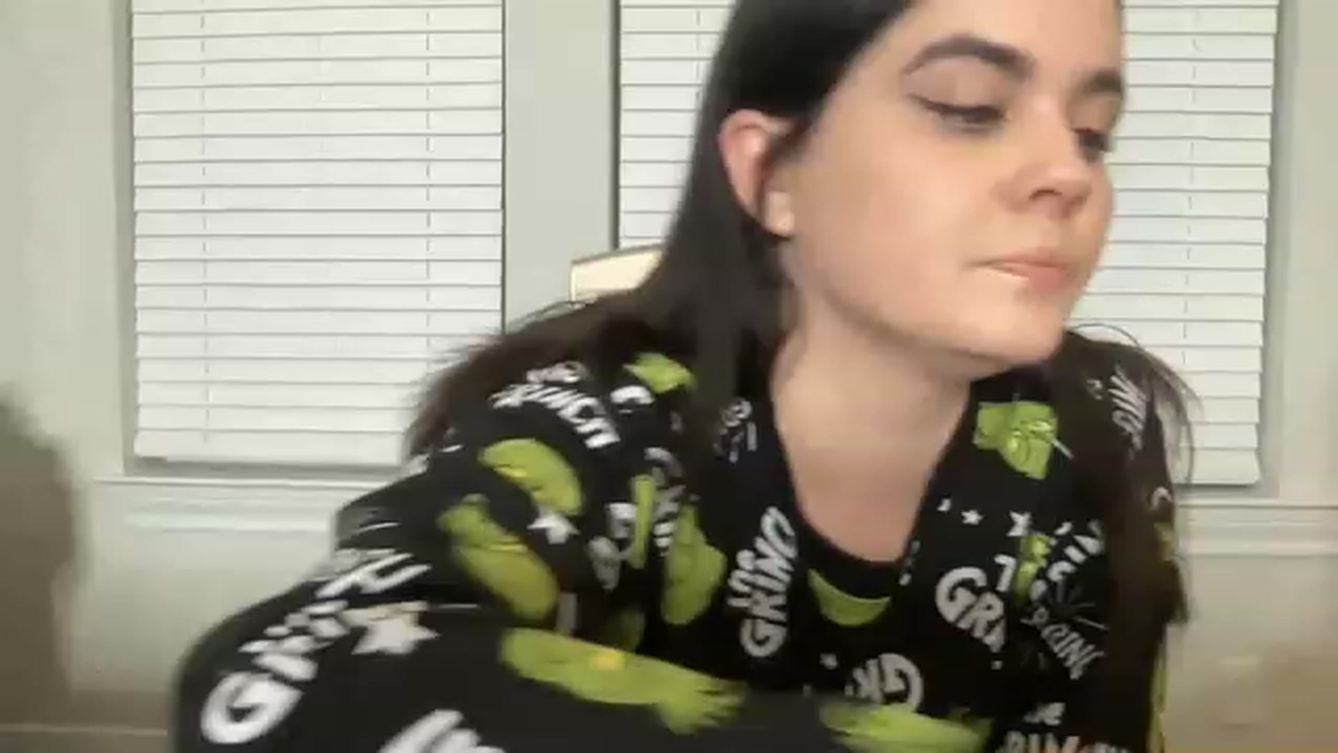 Gallery image thumbnail from Giaislovely's myfreecams stream on, 12/05/2022, 06:27 image 6 of 20