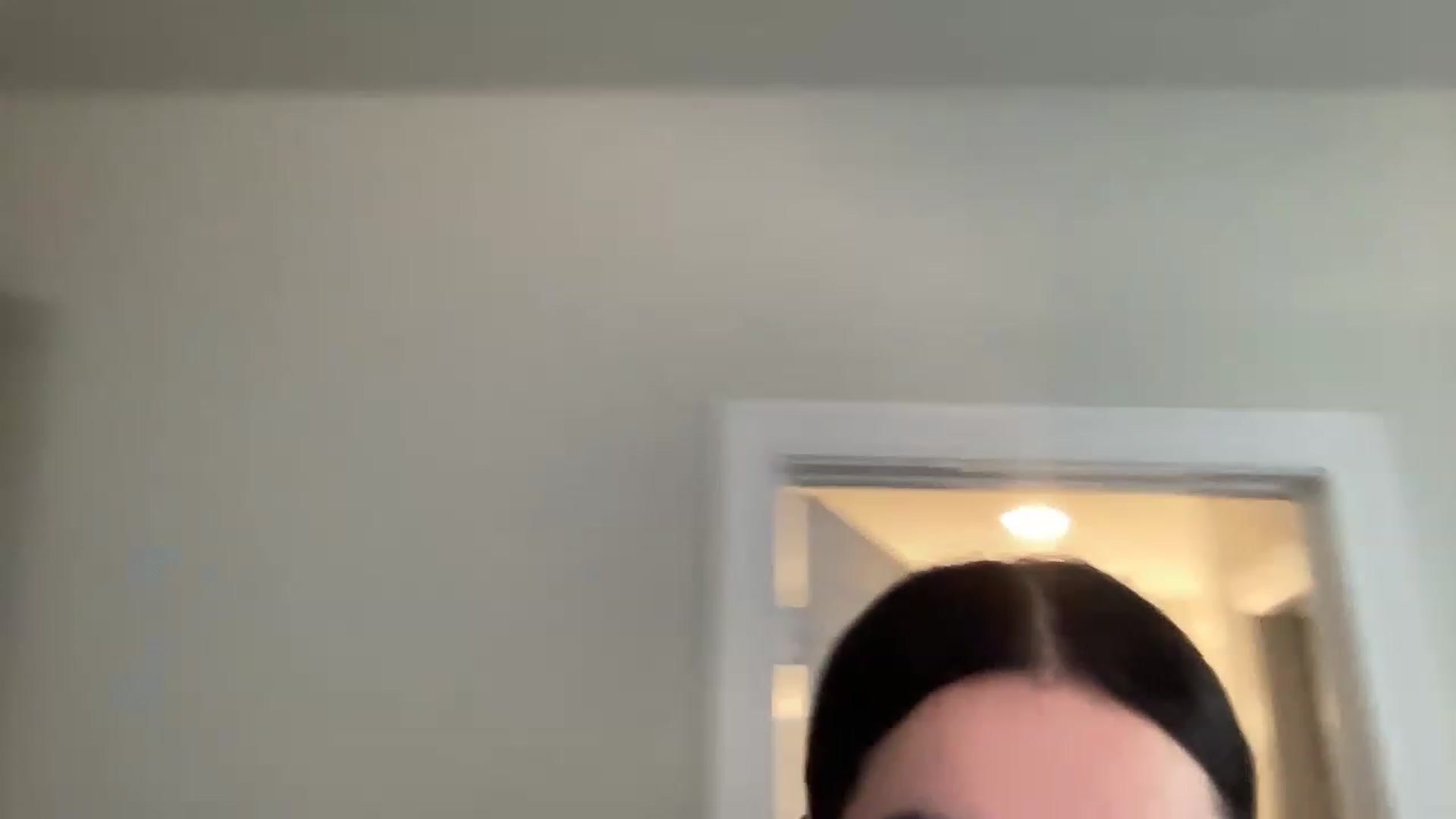 Gallery image thumbnail from Giaislovely's myfreecams stream on, 12/16/2022, 05:17 image 18 of 20