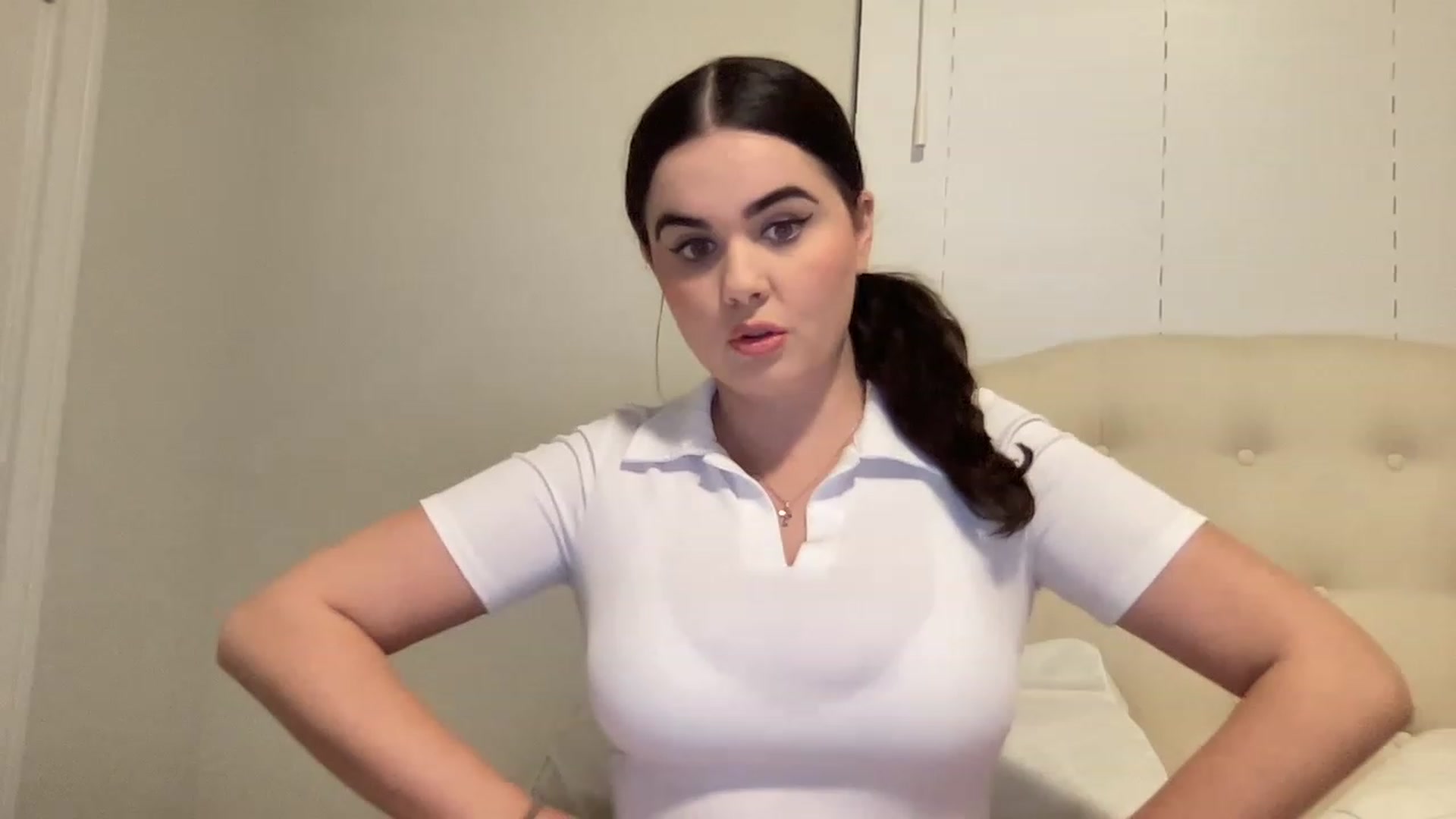 Gallery image thumbnail from Giaislovely's myfreecams stream on, 12/29/2022, 04:49 image 3 of 20