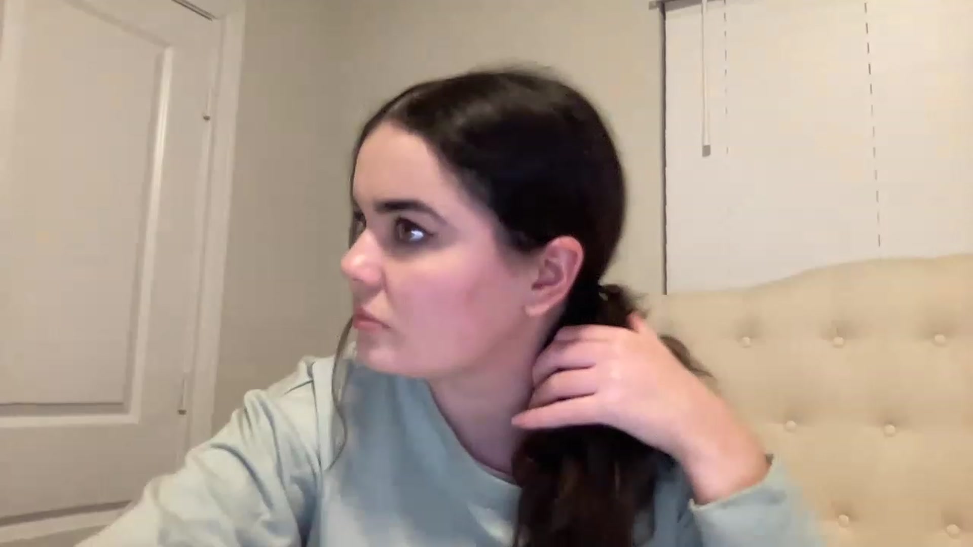 Gallery image thumbnail from Giaislovely's myfreecams stream on, 12/30/2022, 05:25 image 4 of 20